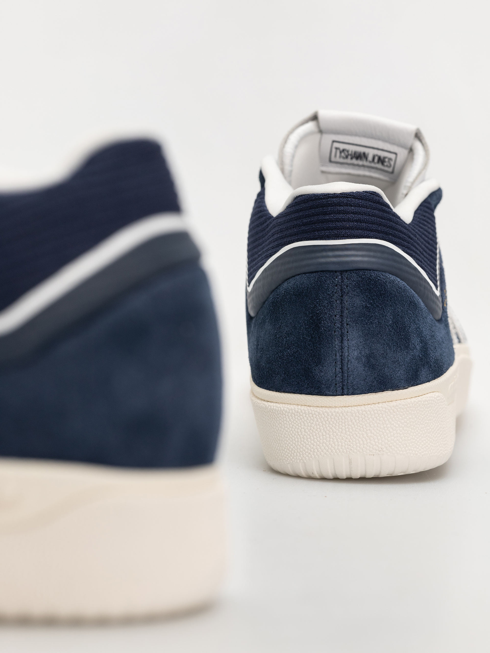 adidas Tyshawn Schuhe (conavy/ftwwht/cwhite)