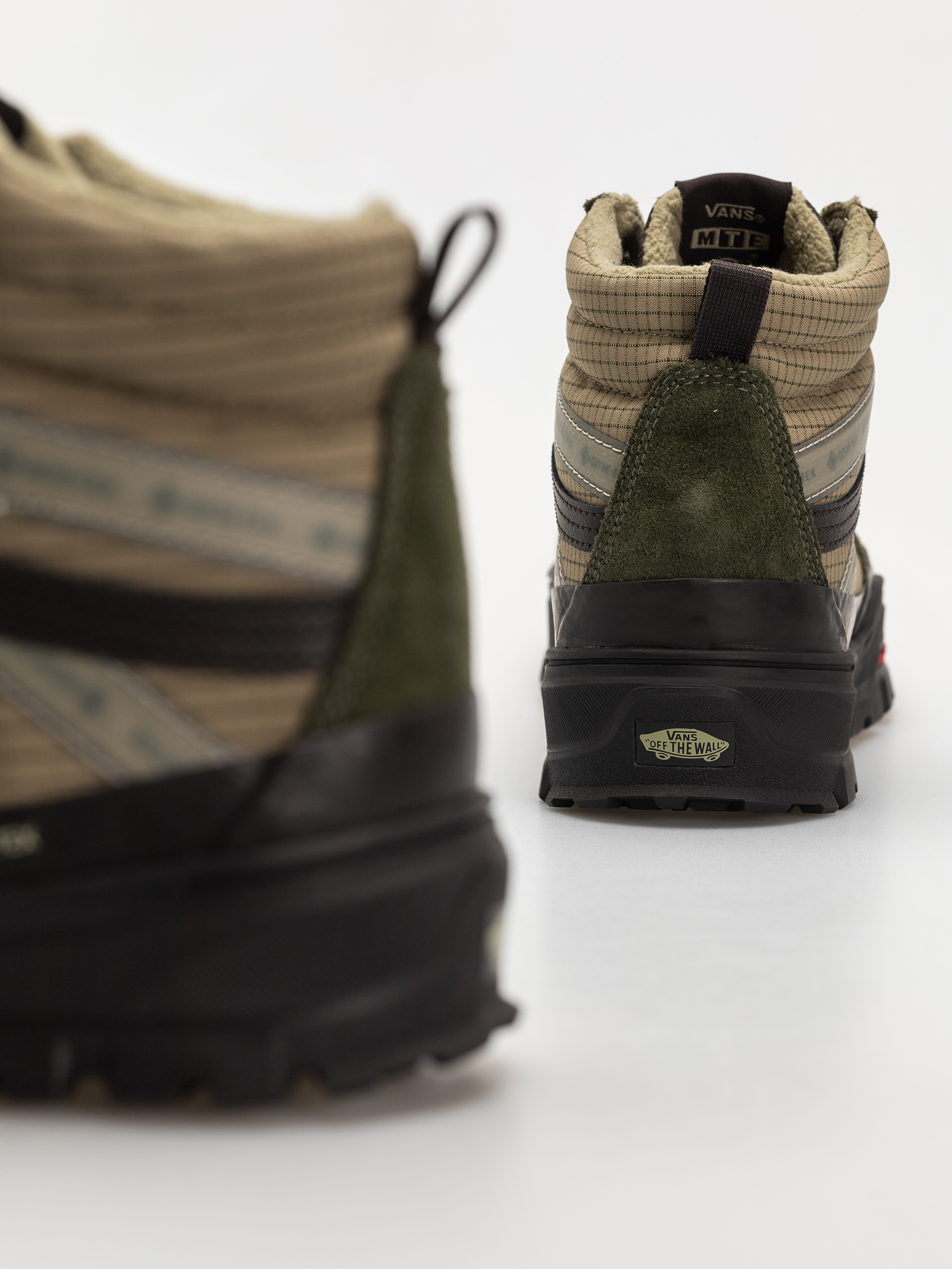 Vans Mte Sk8 Hi Gore Tex Insulated Shoes (dark green/dark brown)