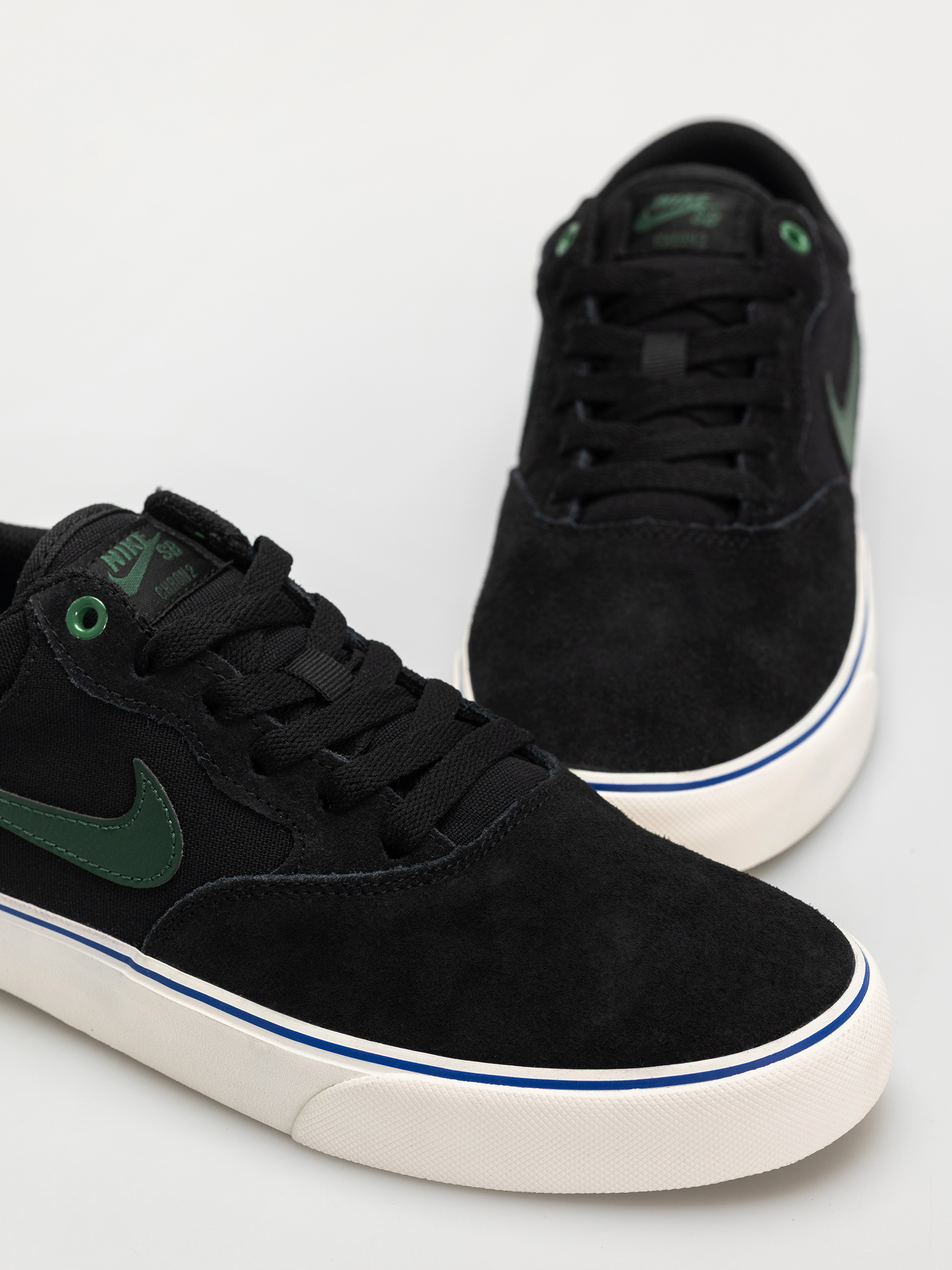 Nike SB Chron 2 Shoes (black/fir sail racer blue)