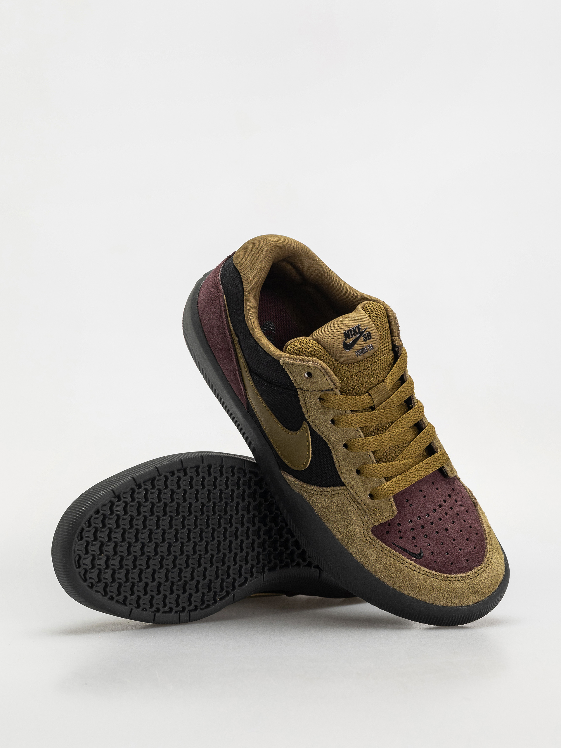 Nike SB Force 58 Shoes (black/olive flak burgundy crush off noir)