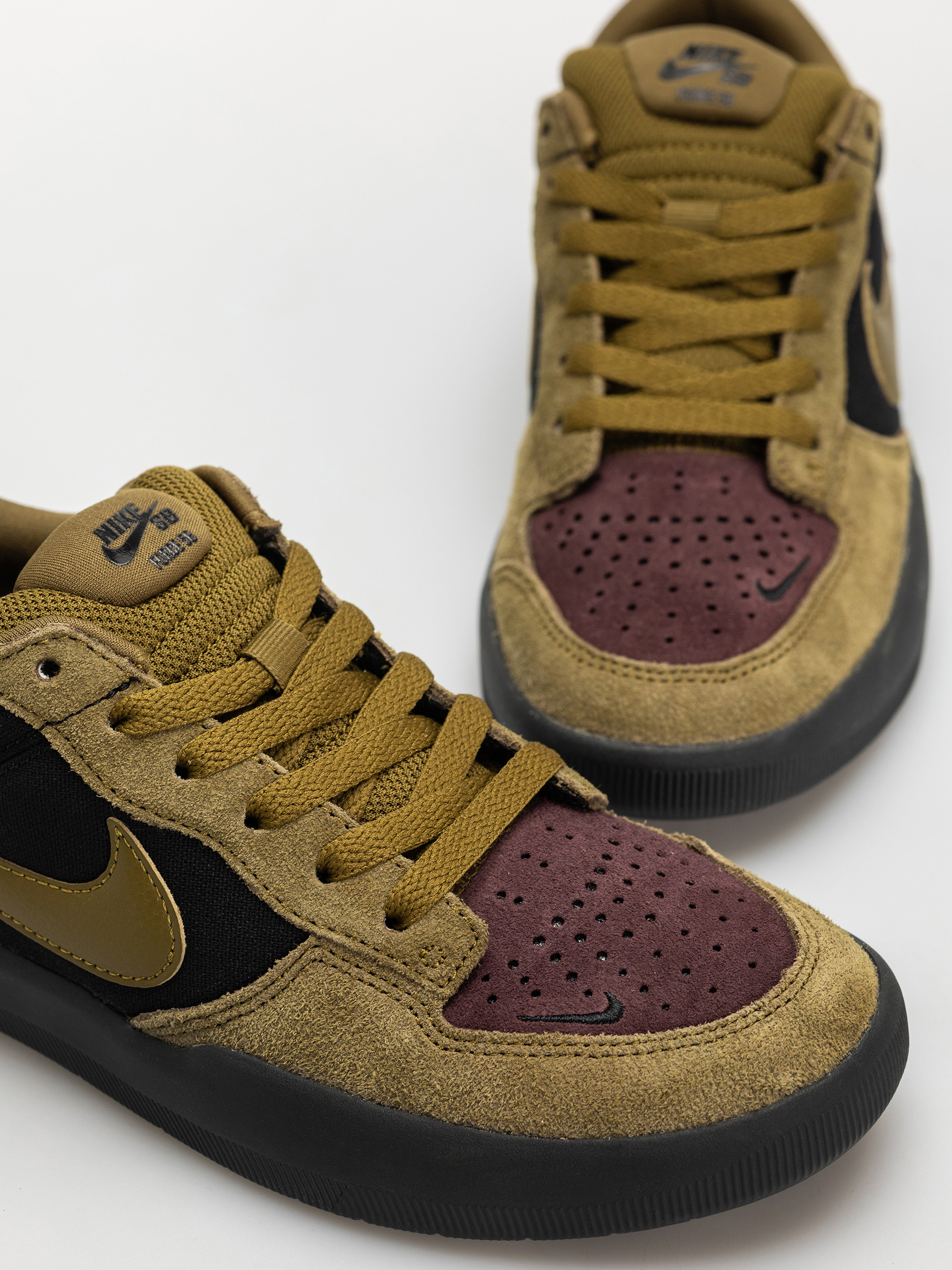Nike SB Force 58 Schuhe (black/olive flak burgundy crush off noir)