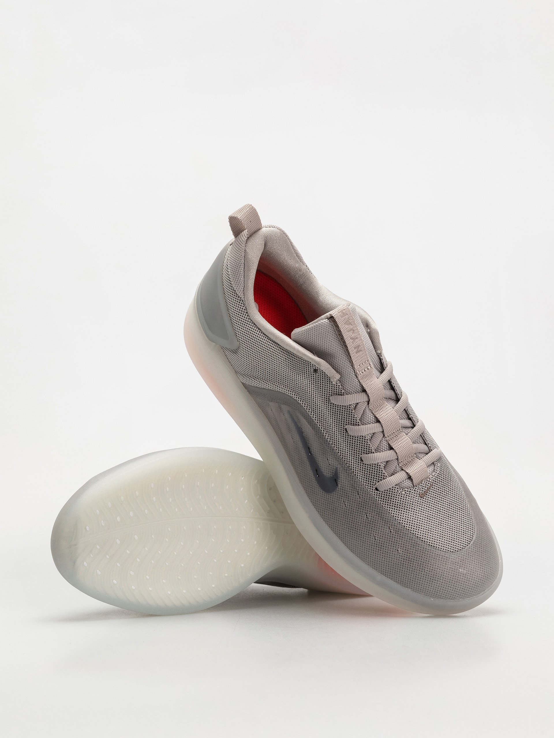 Nike SB Shoes Zoom Nyjah 4 (college grey/mink brown light silver)