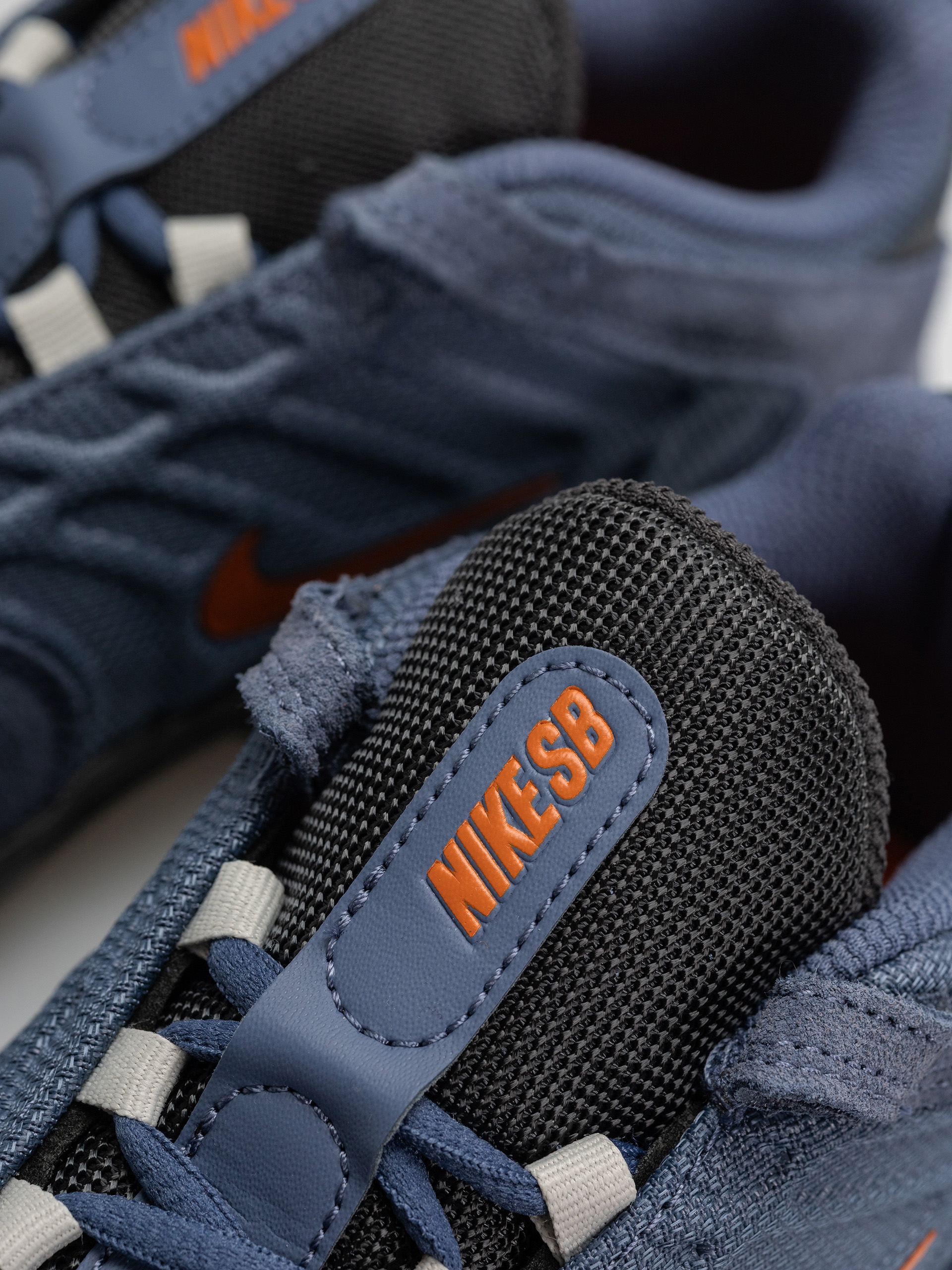 Nike SB Schuhe Vertebrae (diffused blue/campfire orange anthracite)