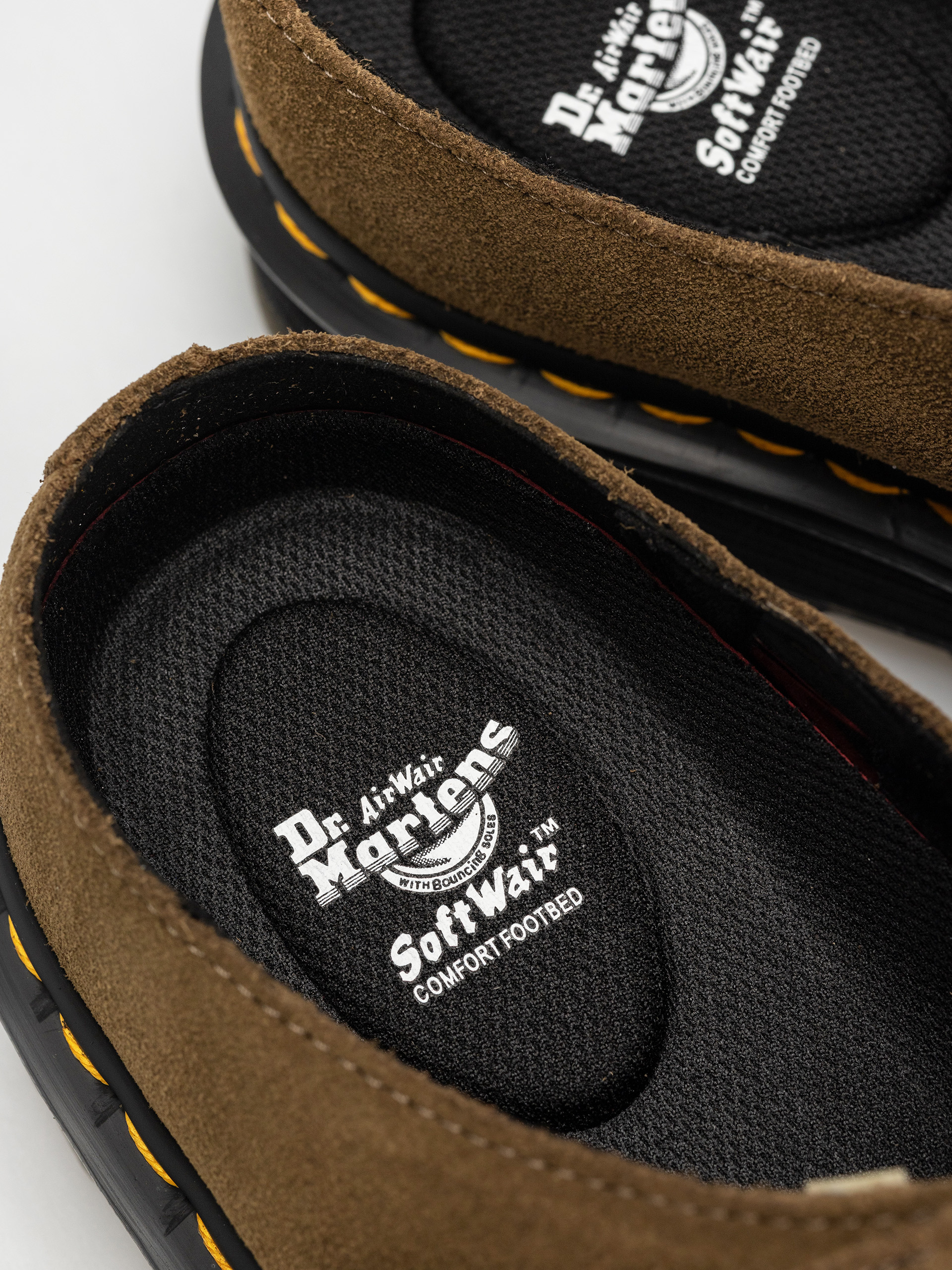 Dr. Martens Shoes ZebZag AnyWair Mule (dms olive eh suede)