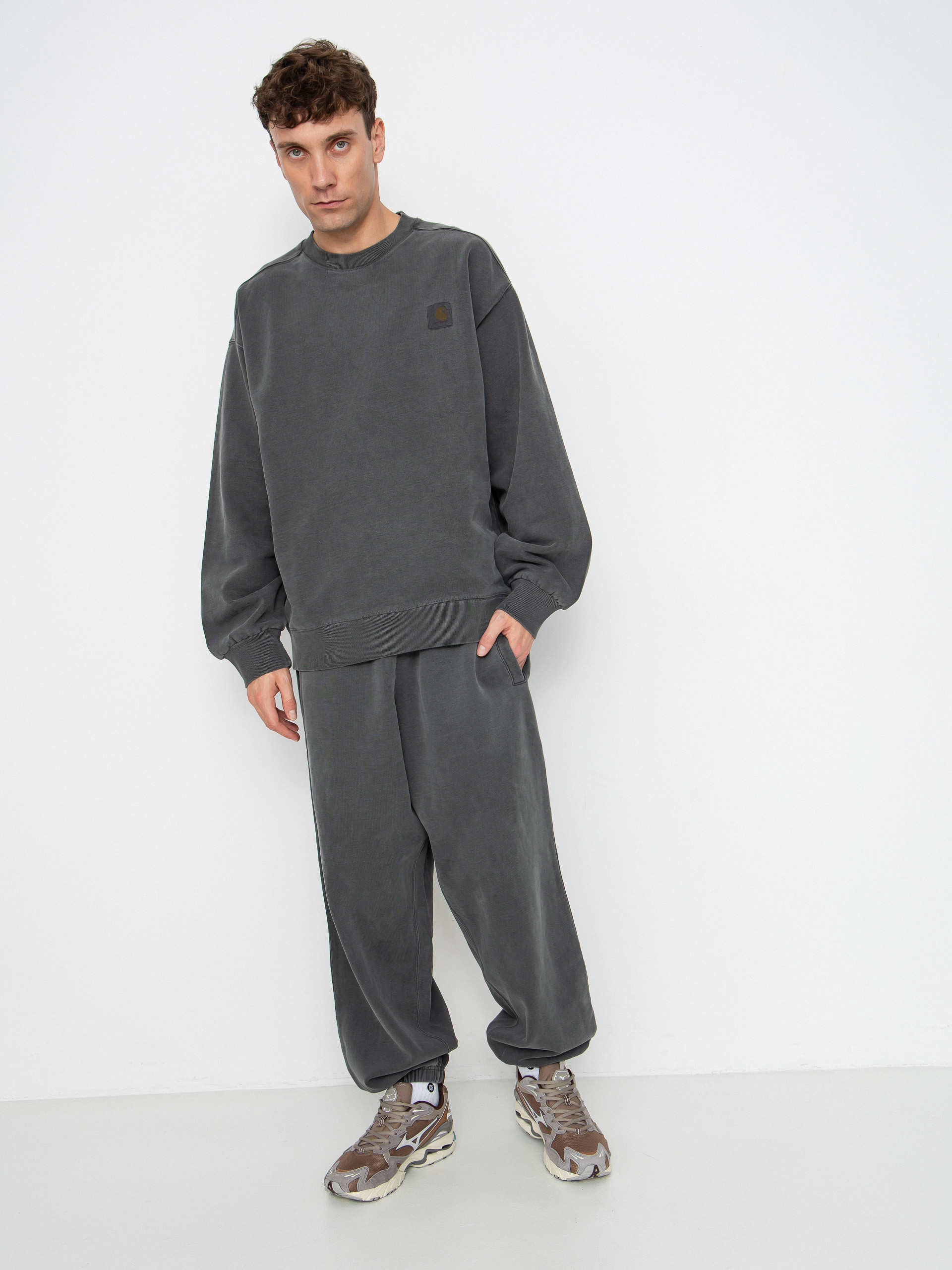 Carhartt WIP Vista Sweatshirt (black/garment dyed)