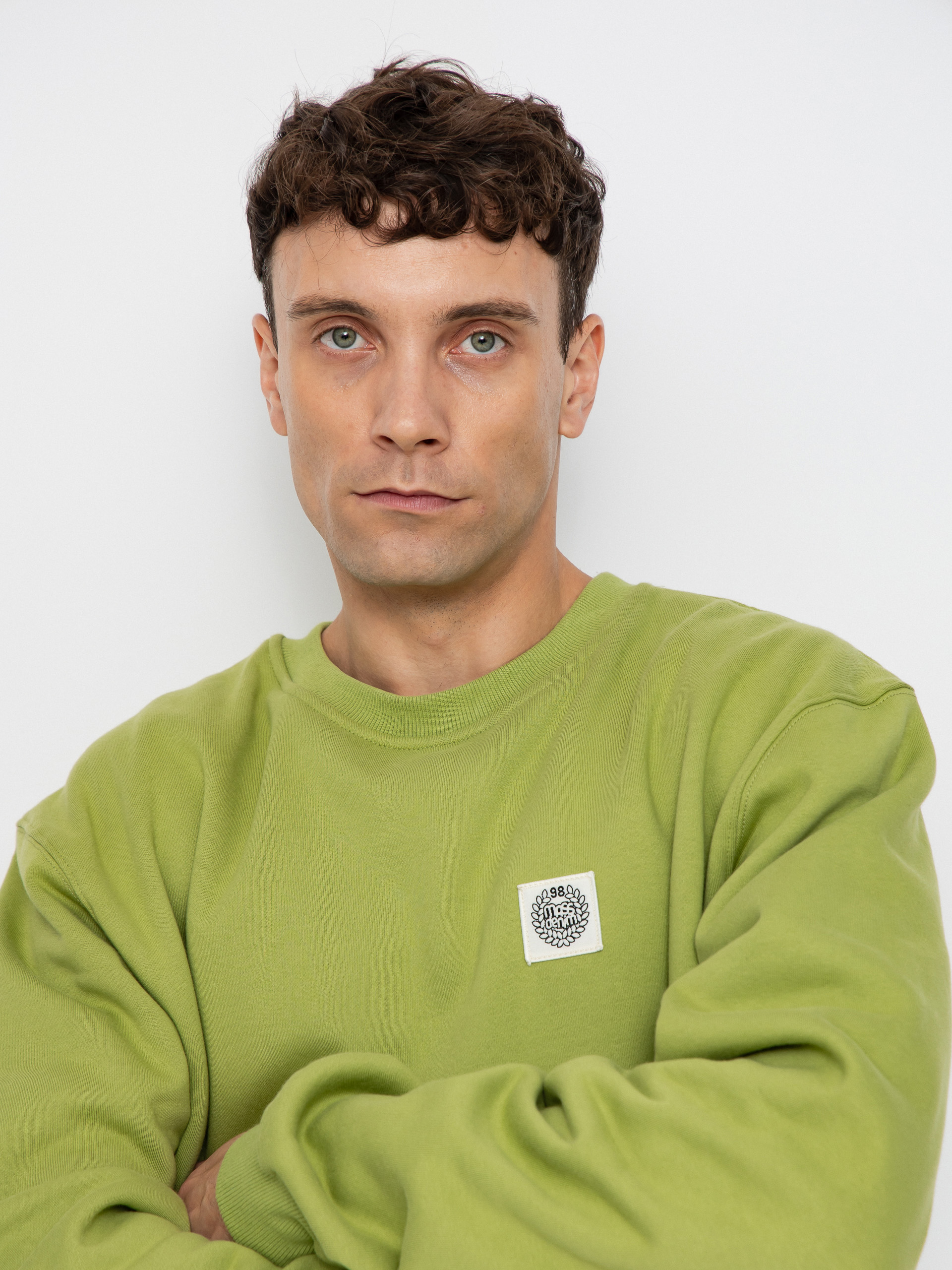 MassDnm Patch Sweatshirt (olive)