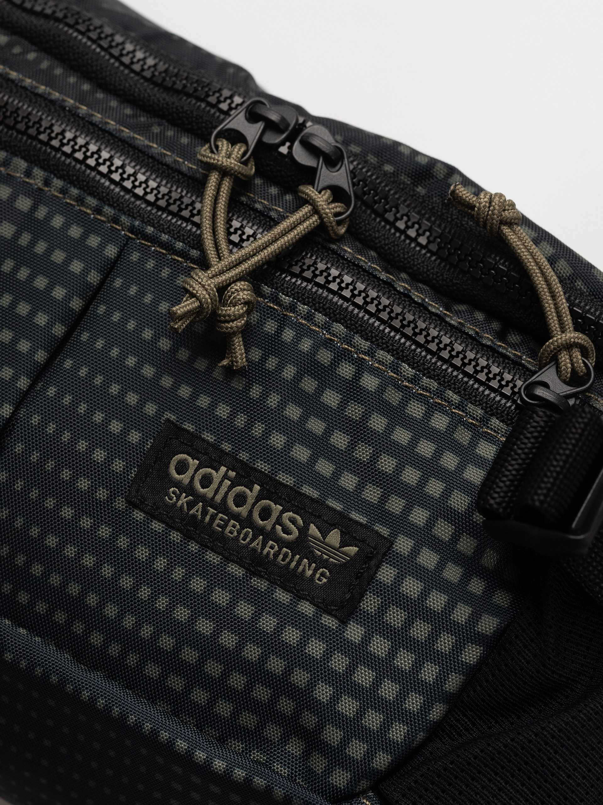 adidas Bum bag Skatep Cross Body (olistr/black)