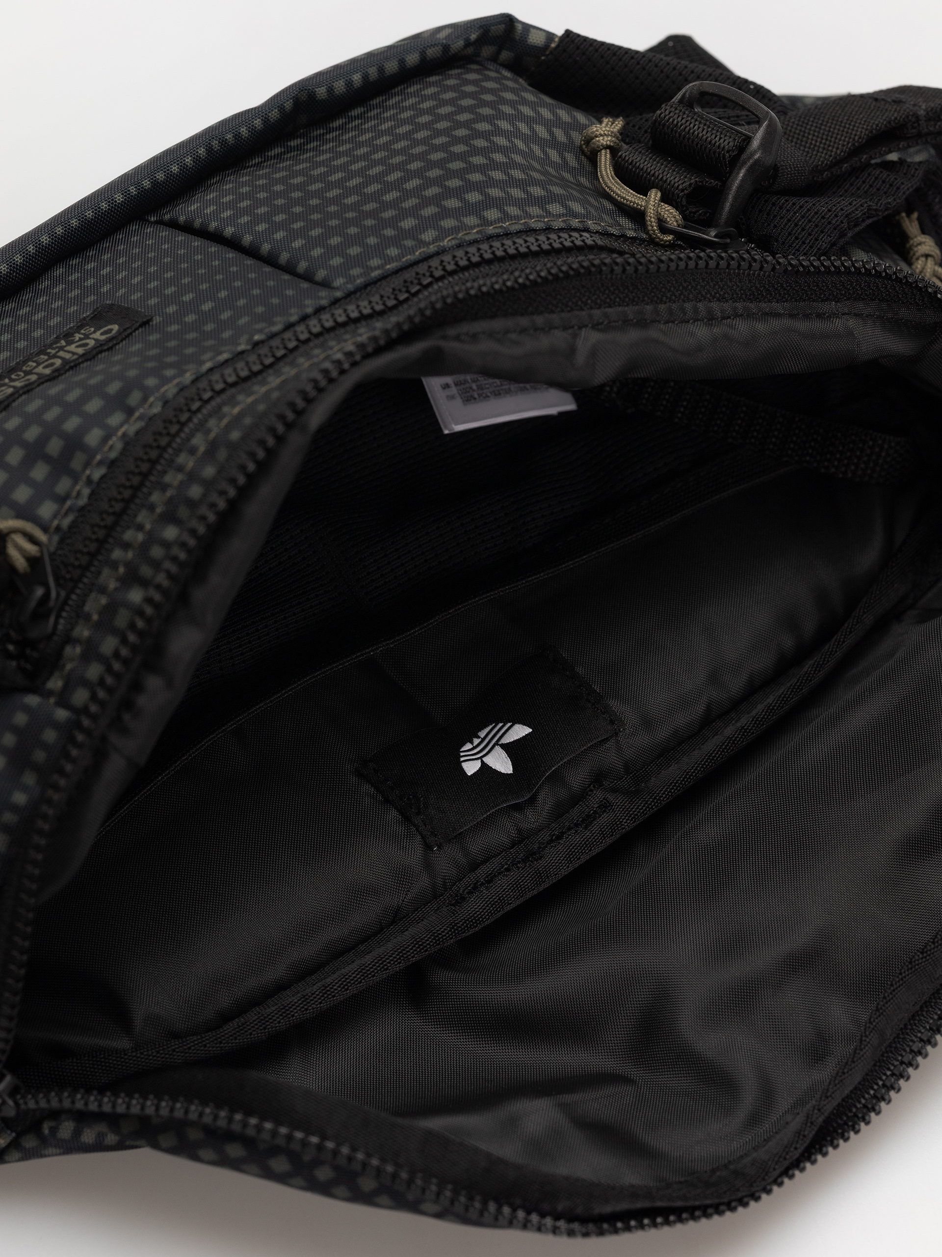 adidas Gürteltasche Skatep Cross Body (olistr/black)