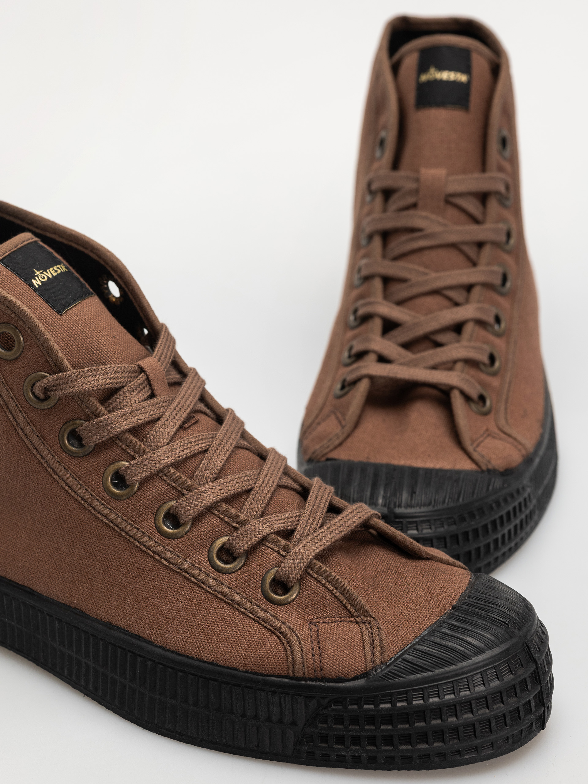 Novesta Star Dribble Schuhe (potting soil)