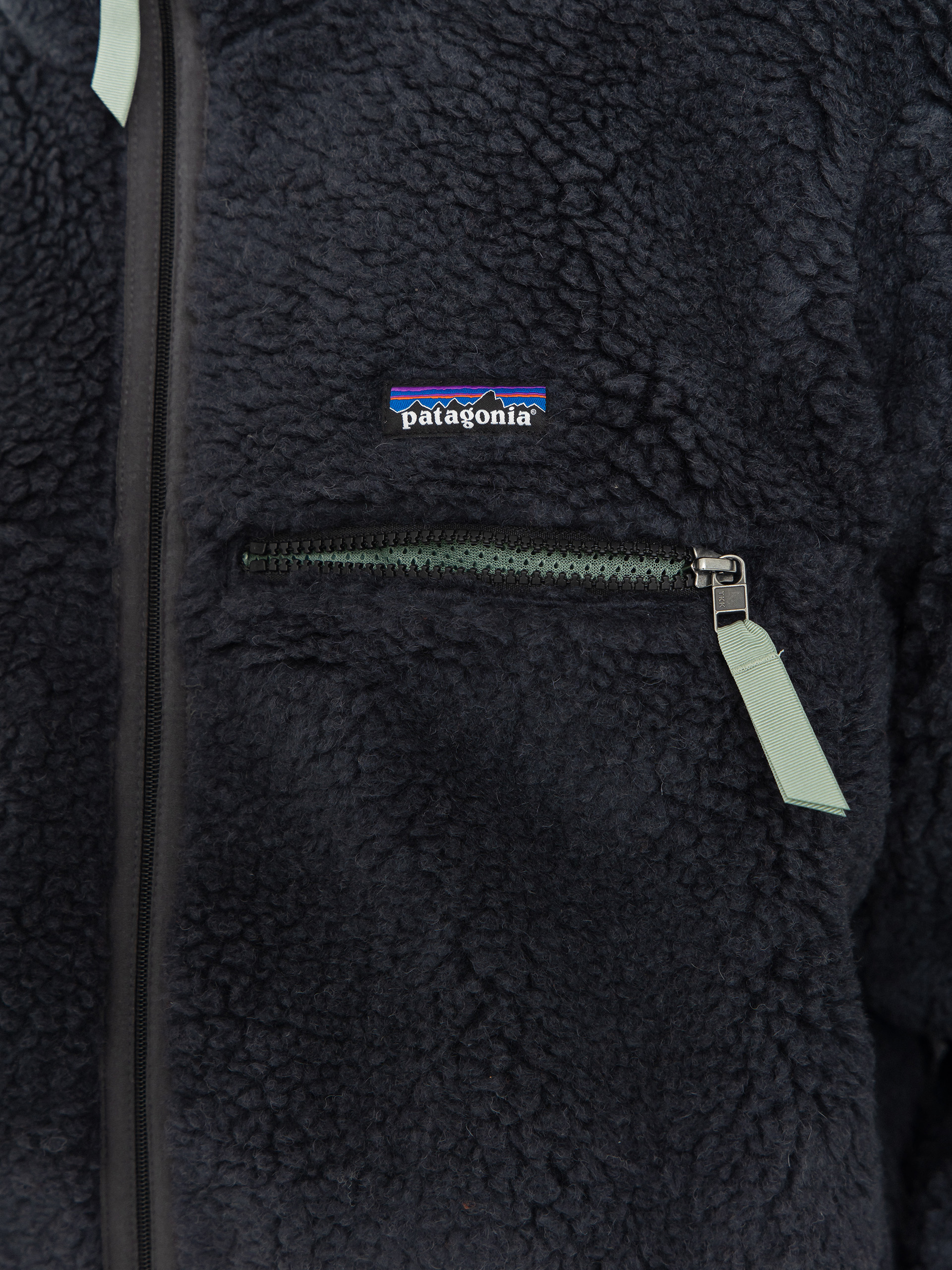 Patagonia Natural Blend Retro Cardigan Sweatshirt (ink black)