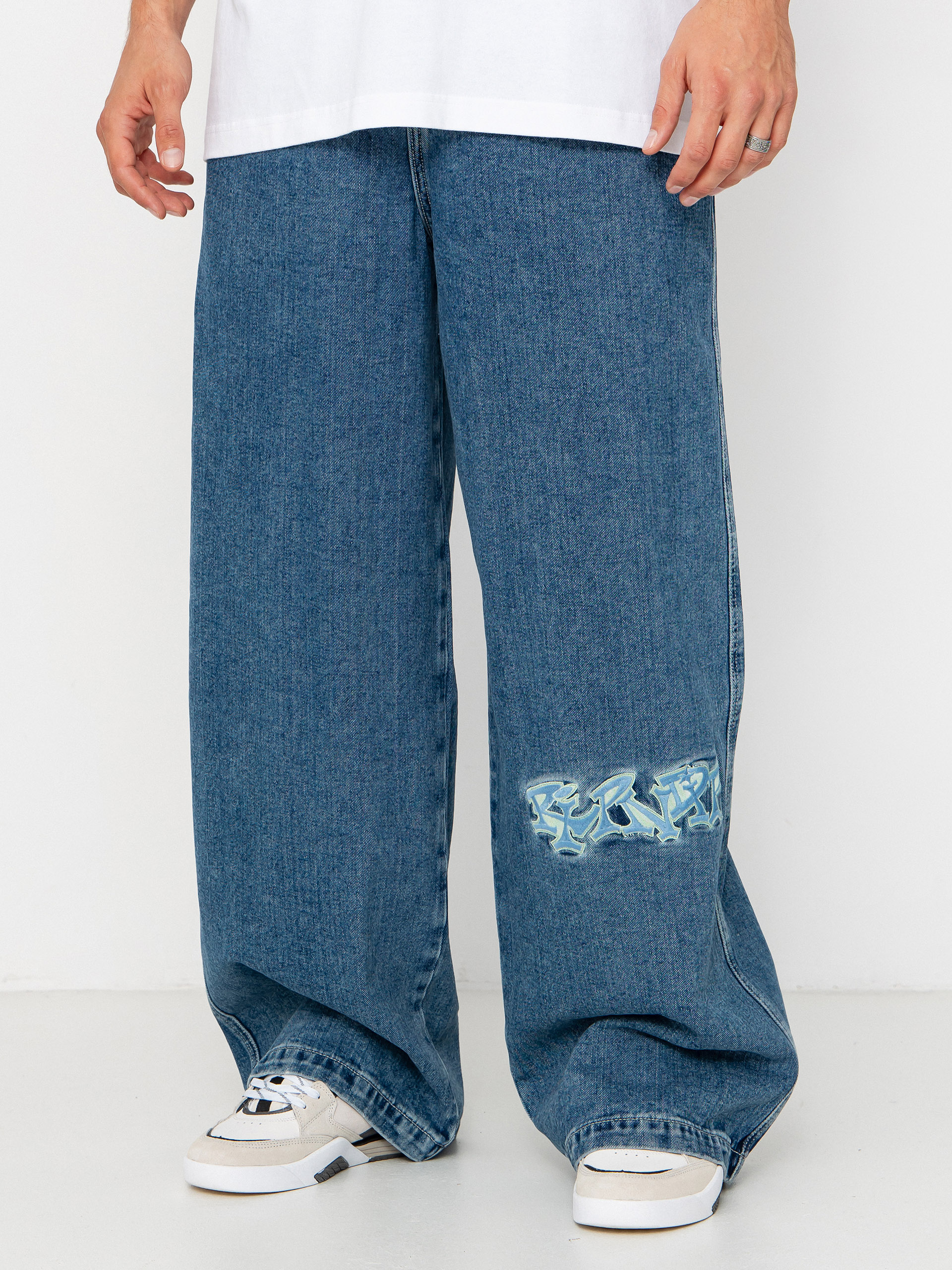 RipNDip Ace Ultra Wide Leg Hose (medium wash)