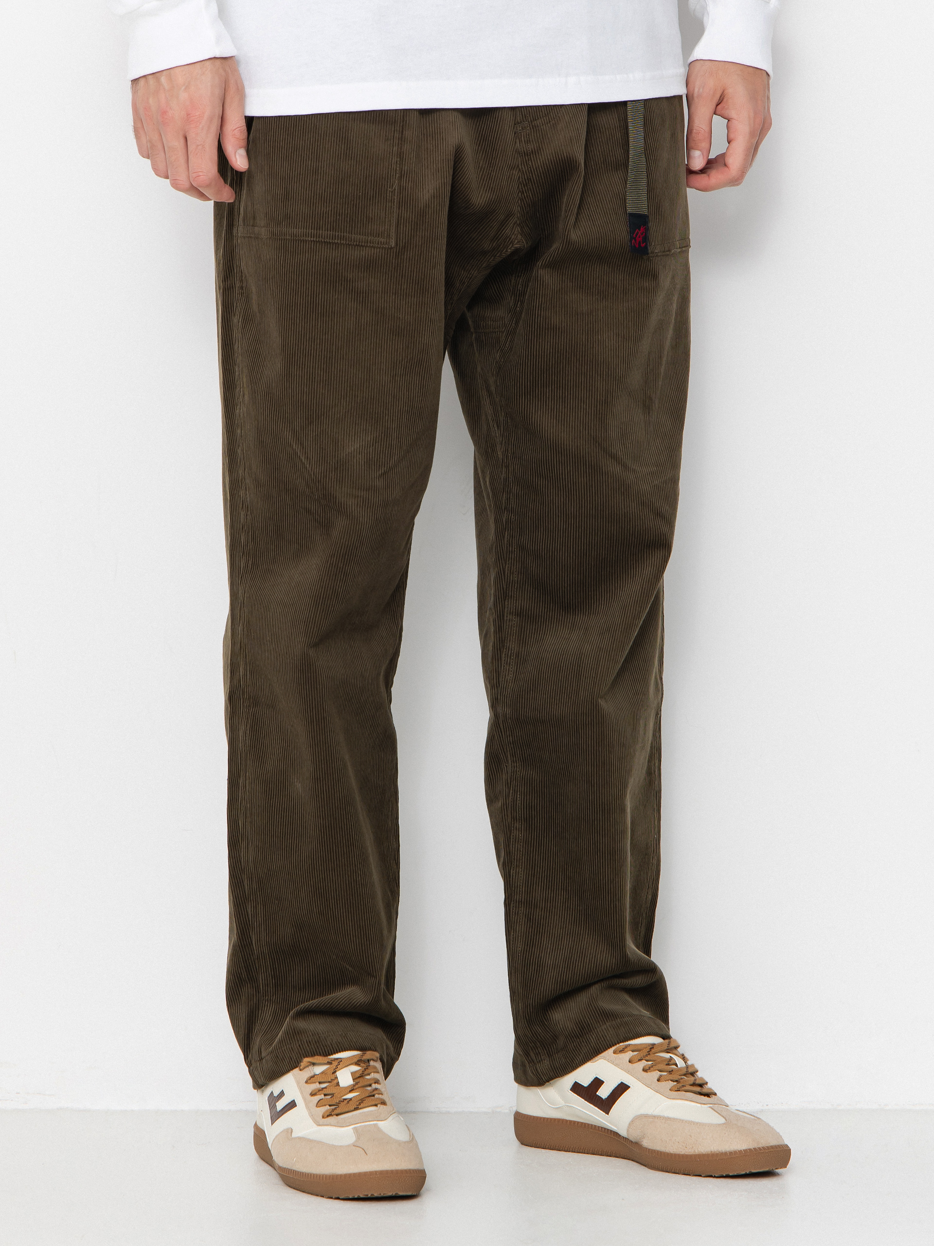 Gramicci Corduroy Loose Tapered Ridge Pants - green (olive)