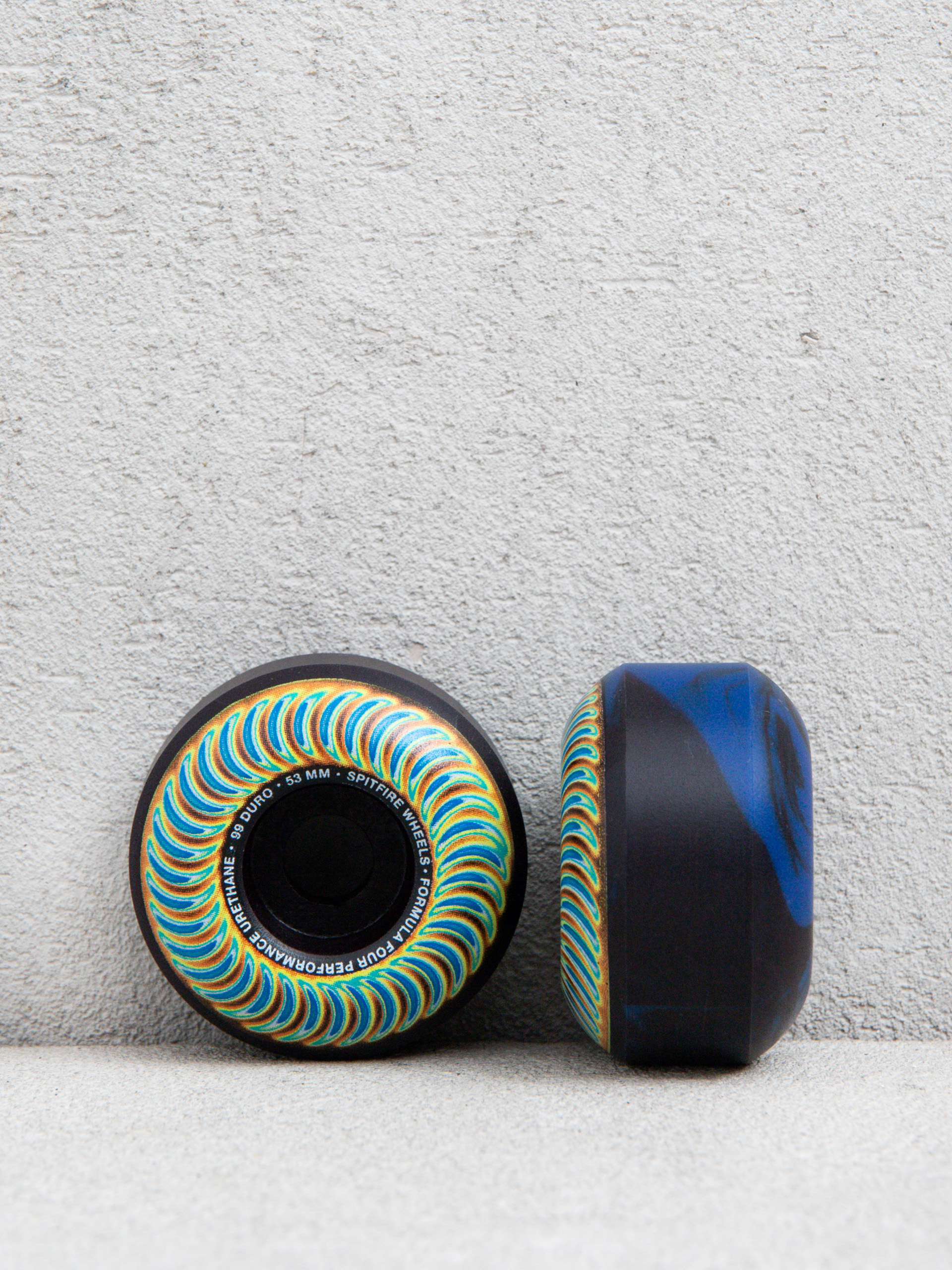 Spitfire F4 99D Radioactive Classic Wheels (black/blue swirl)