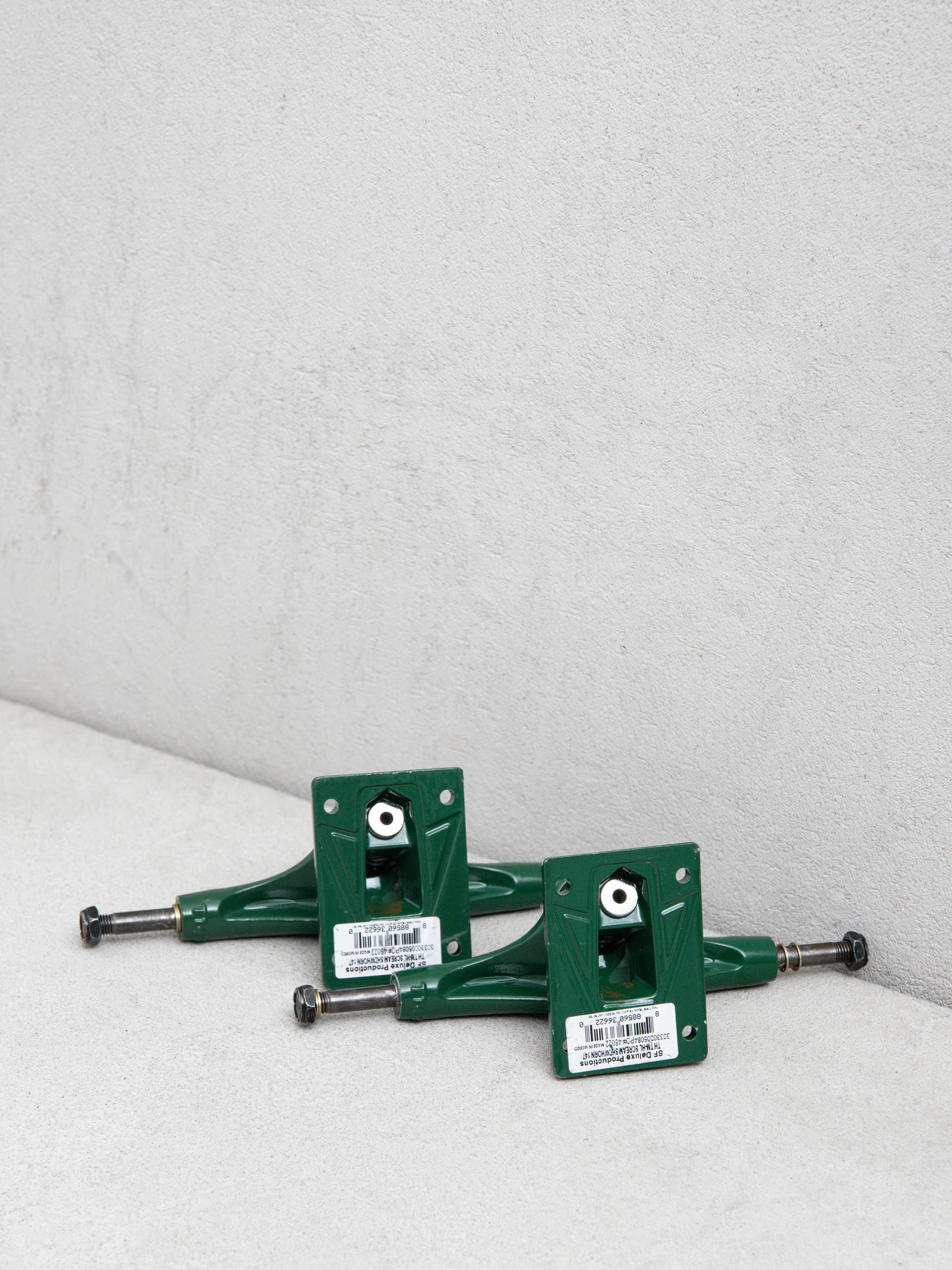 Thunder Screaming Shadowhorn Team Hollow Trucks (green)