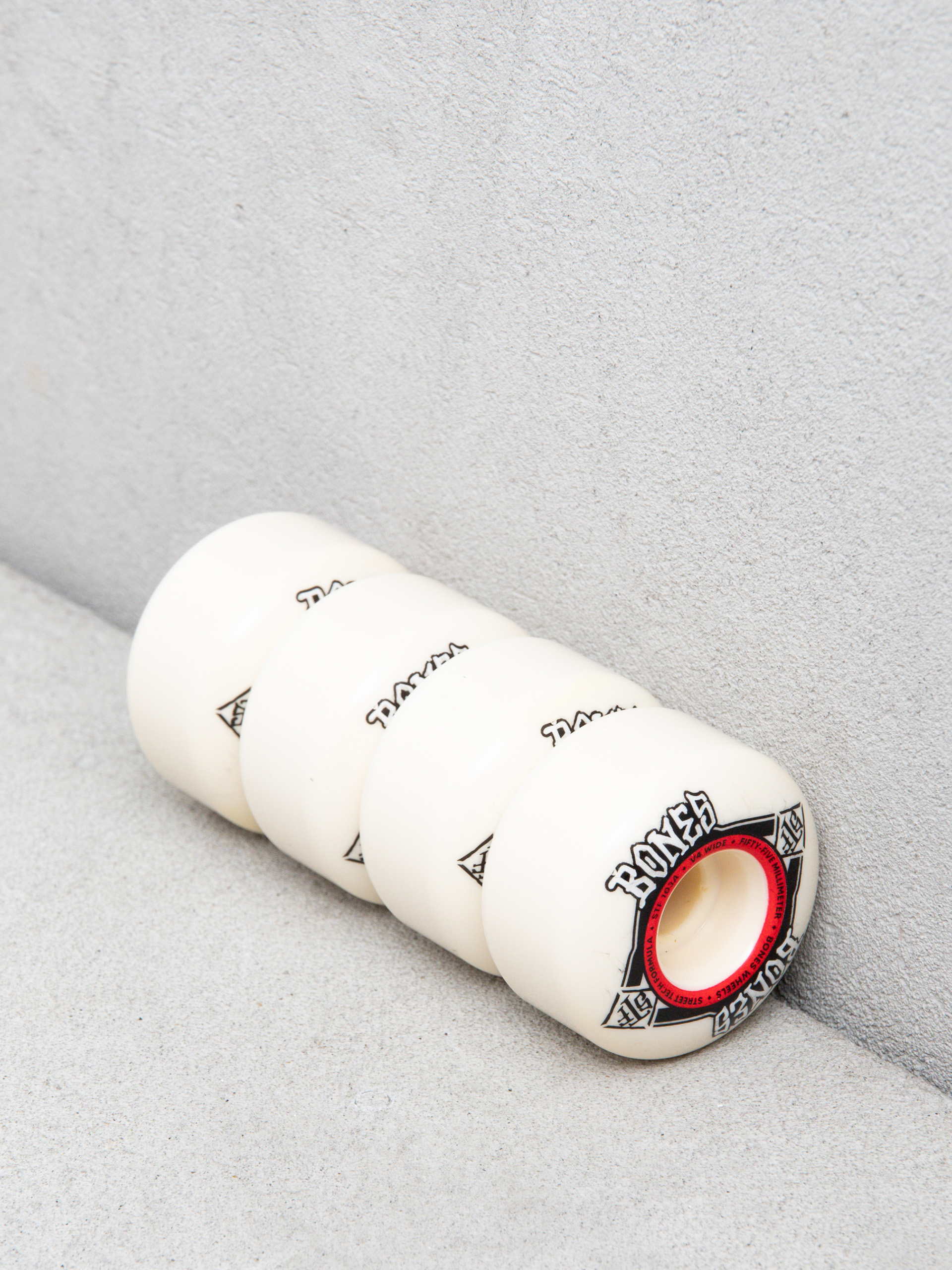 Bones STF 103A Annuals Wide V4 Wheels (white)