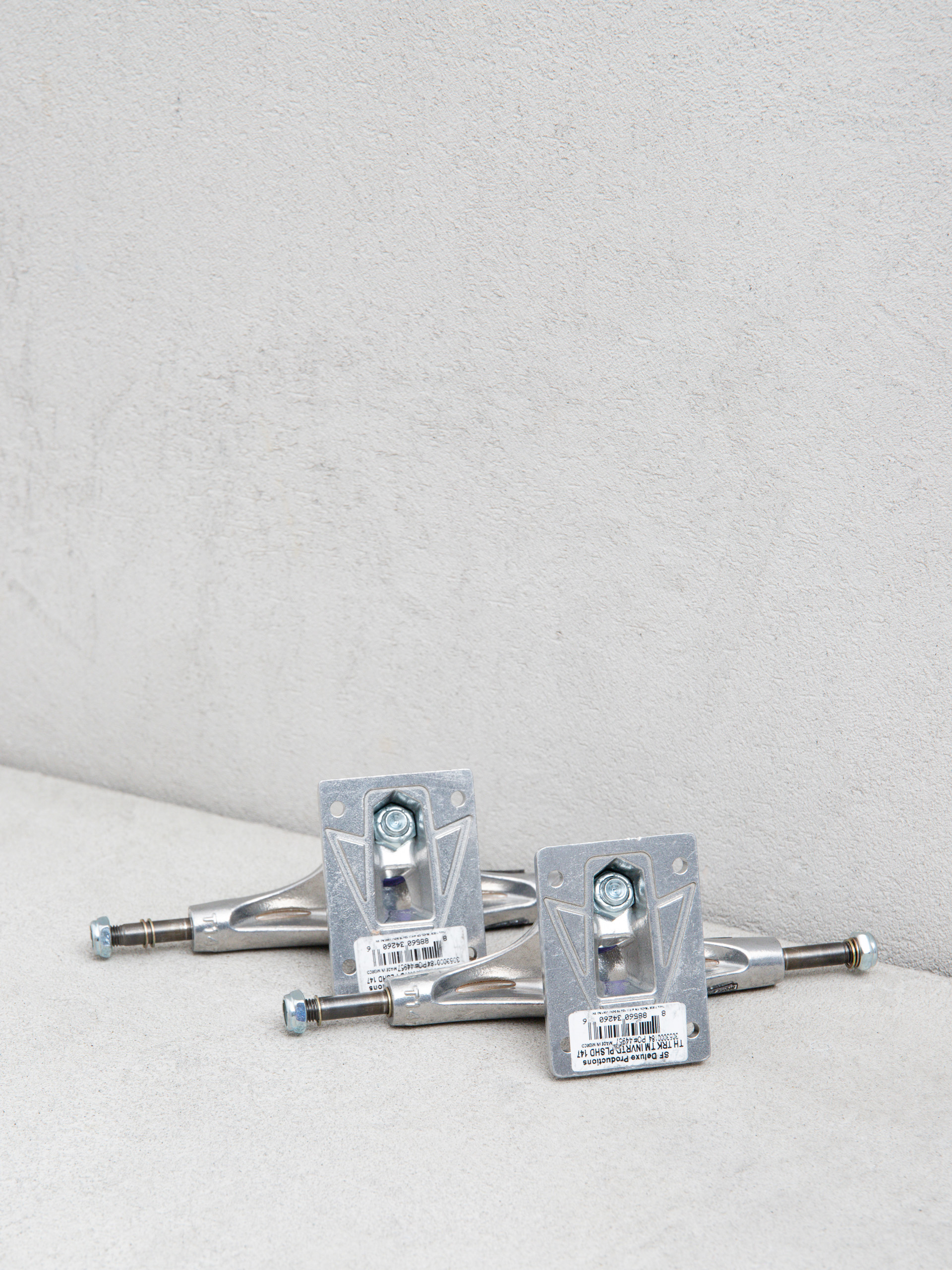 Thunder Inverted Trucks (polished)