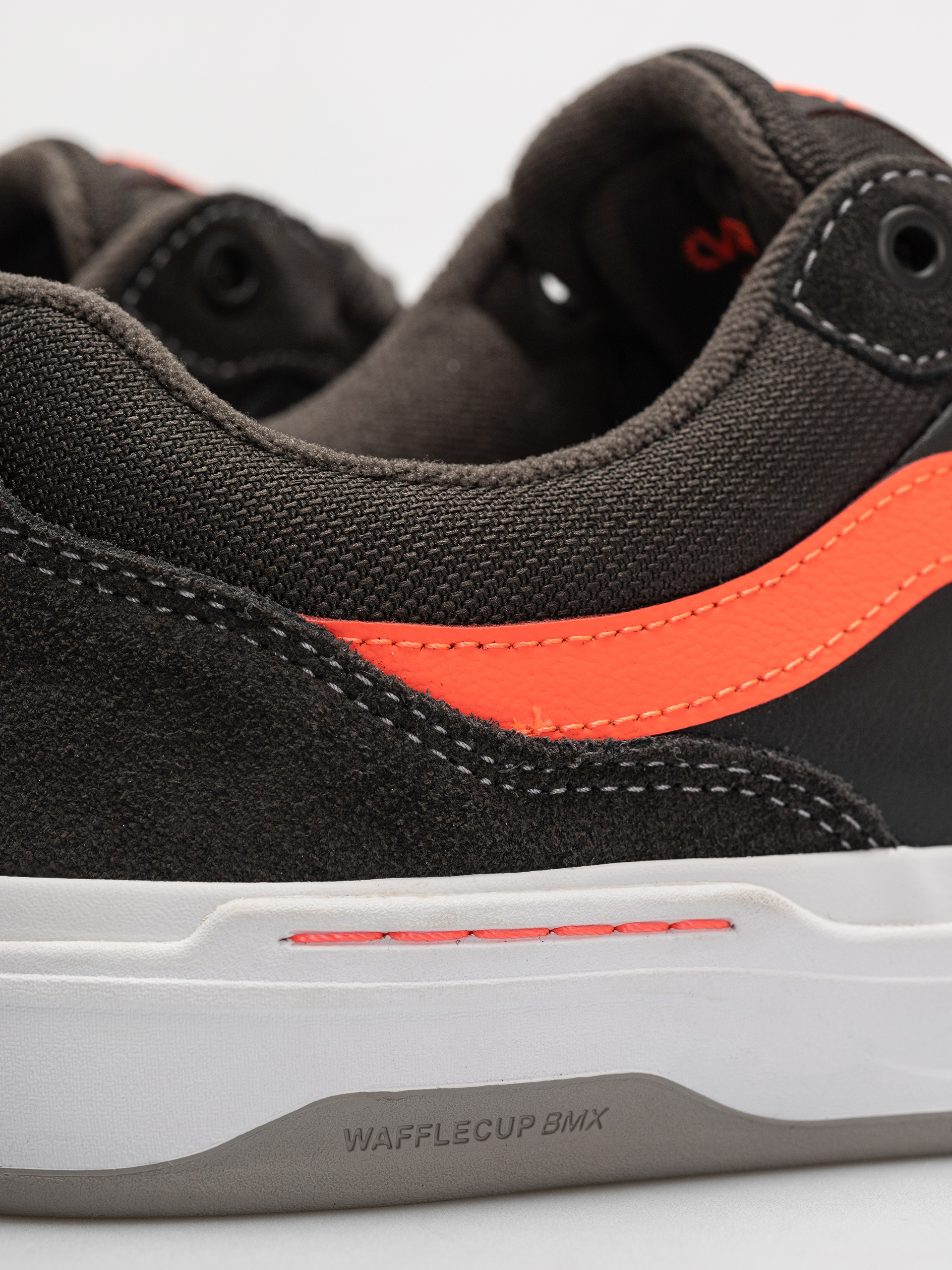 Vans Bmx Proof Wafflecup Shoes (fade black/coral)