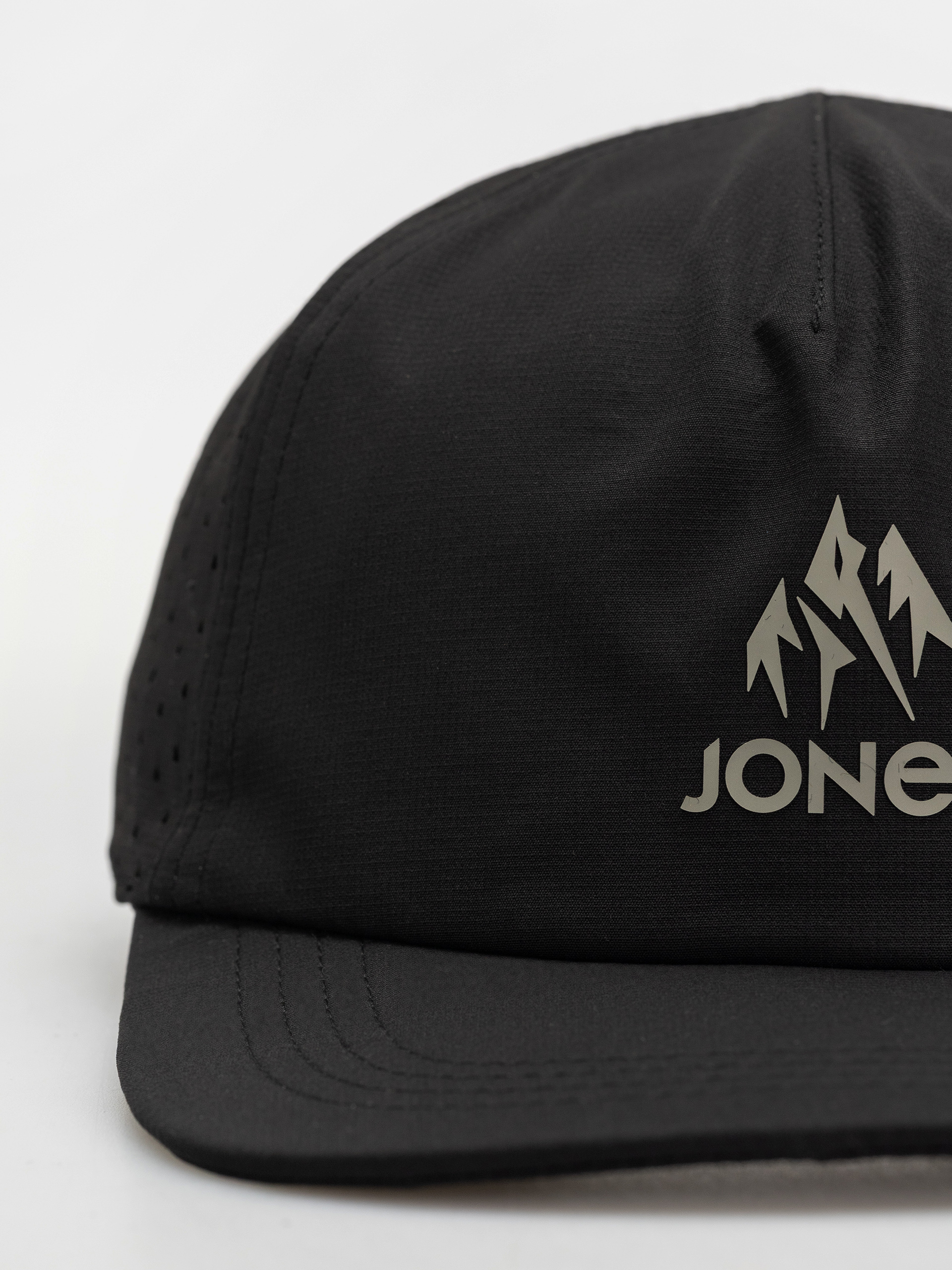 Jones Snowboards Bootpack Rec Tech Cap (stealth black)