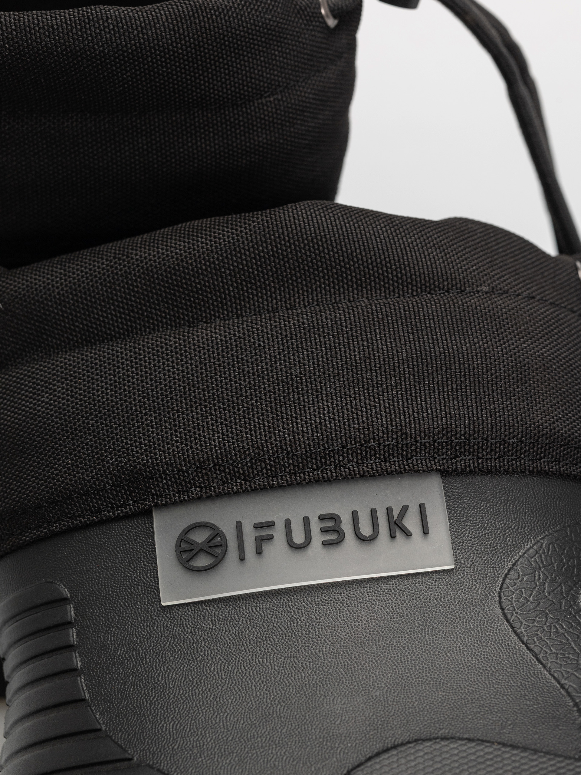 Fubuki Shoes Niseko 3.0 Low (black)
