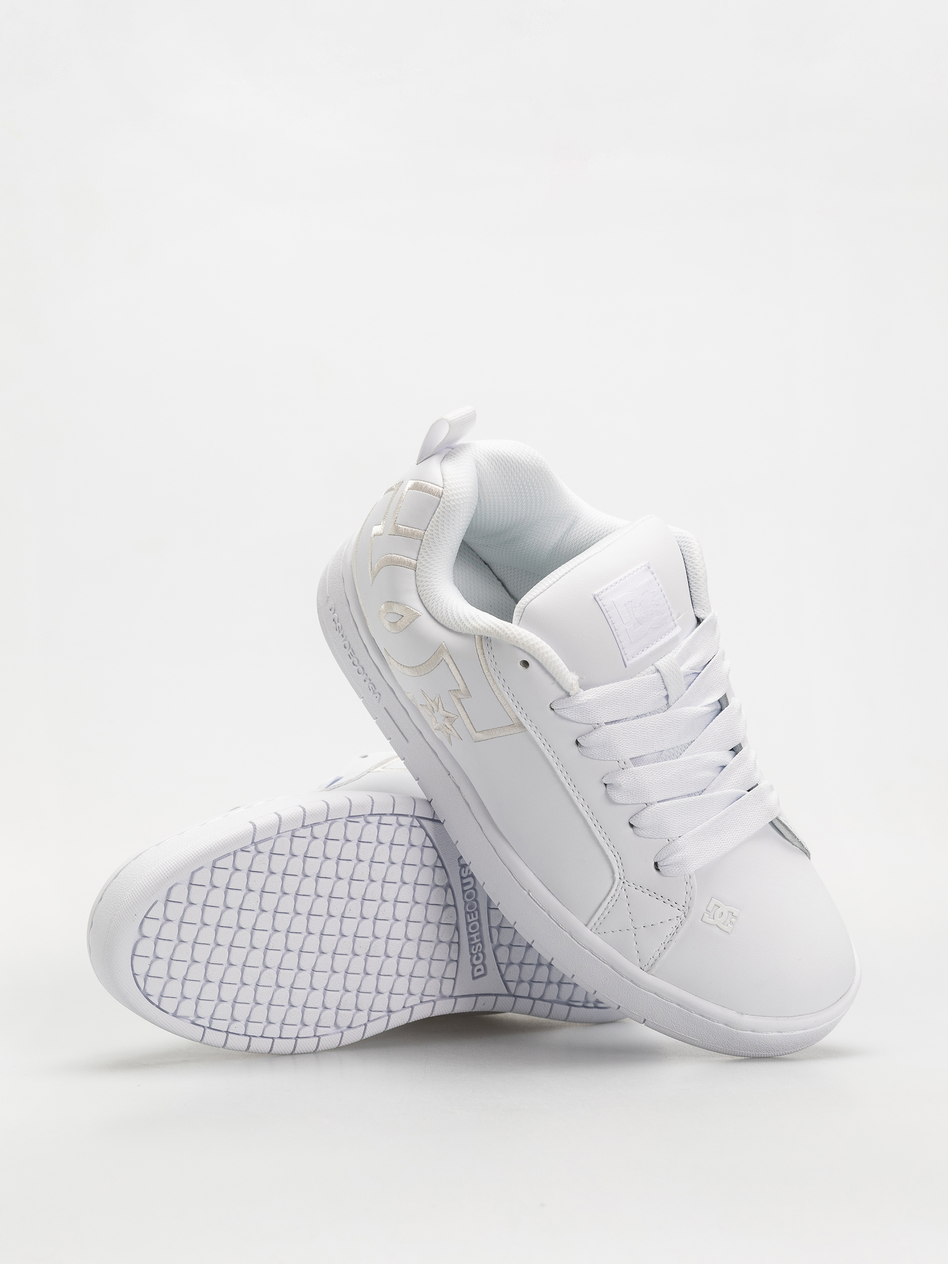 DC Court Graffik Shoes (white/white)