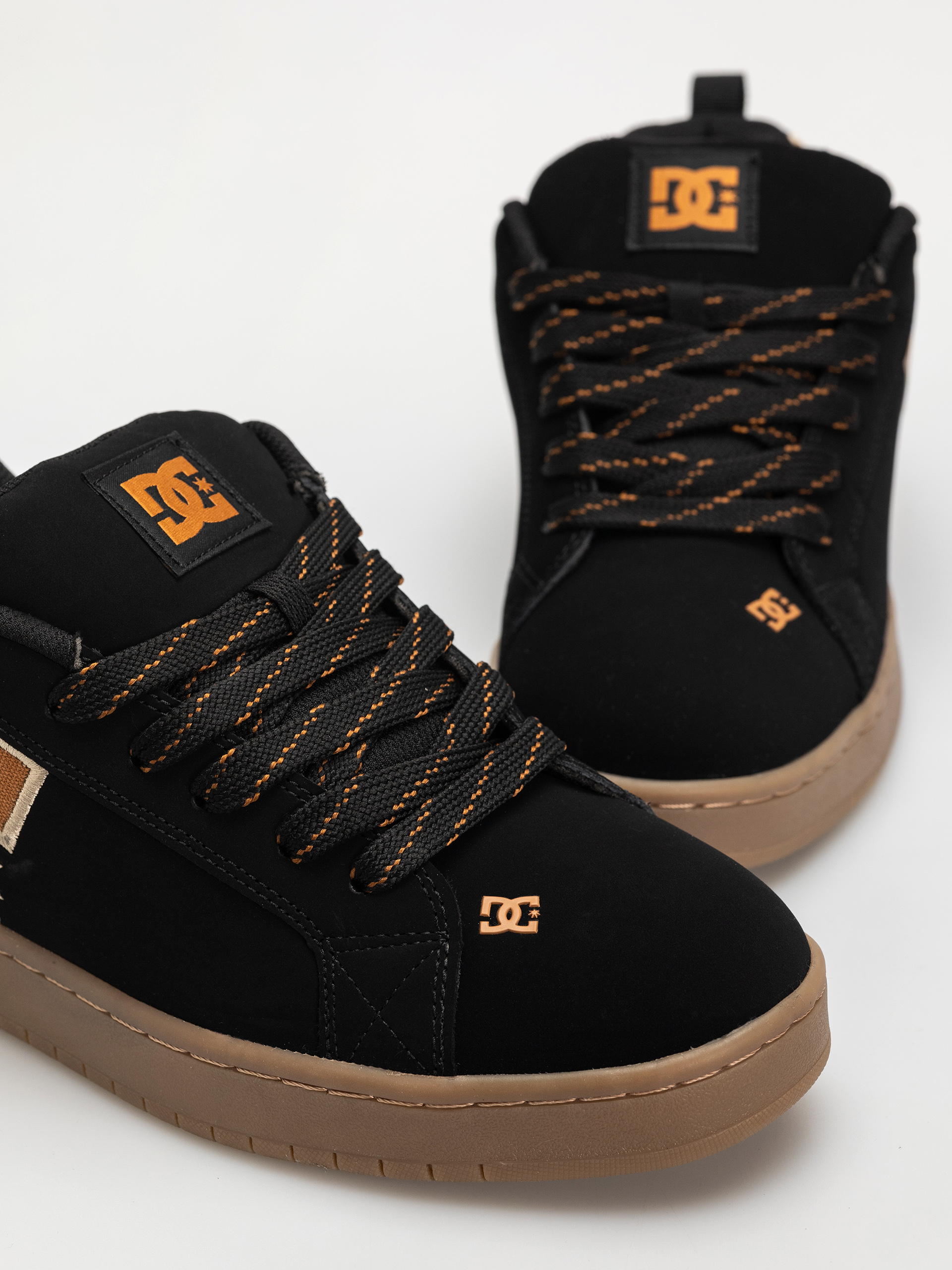 DC Court Graffik Shoes (black/brown/gum)