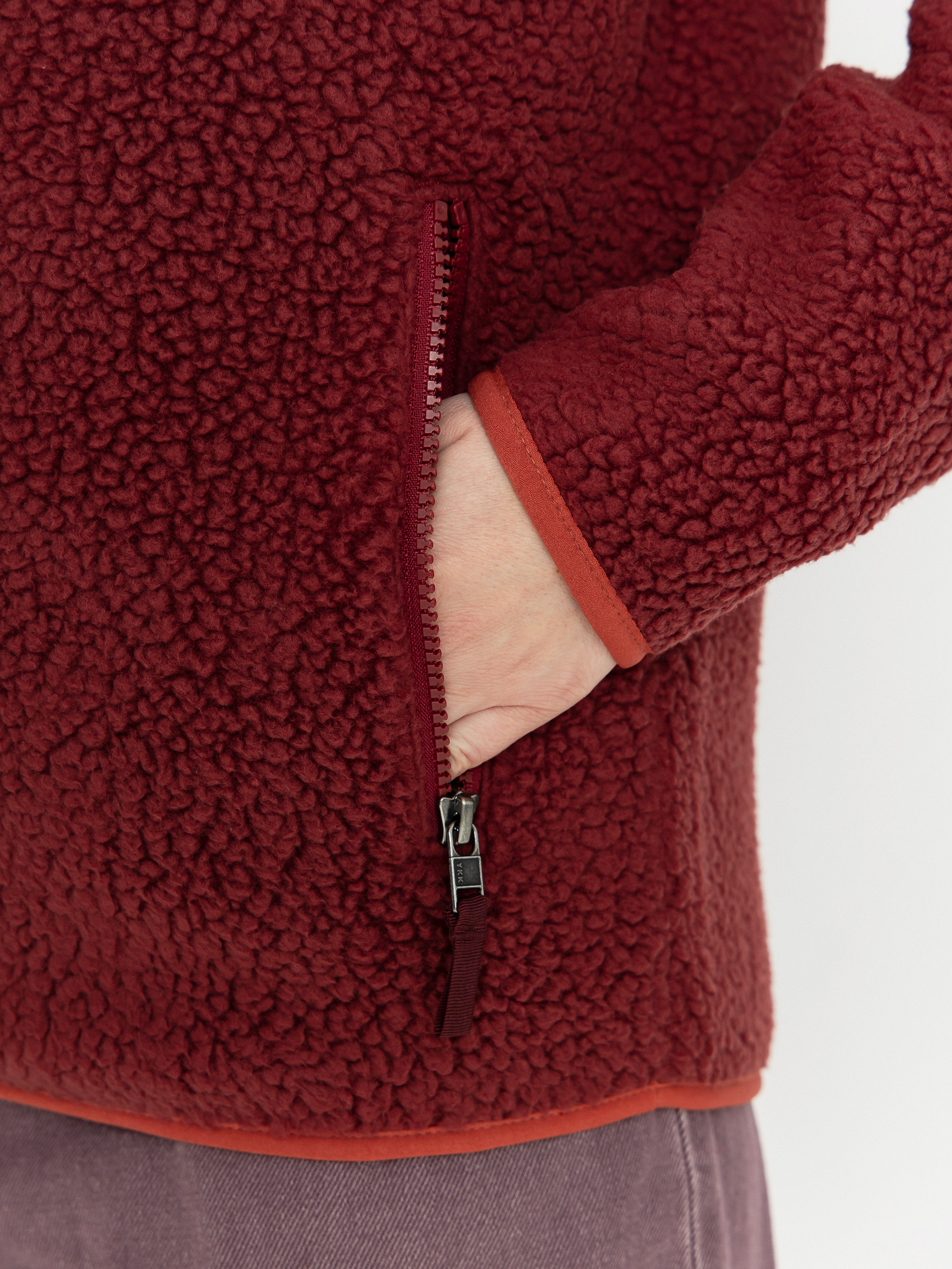 Womens Patagonia Retro Pile HD Fleece  (sequoia red)