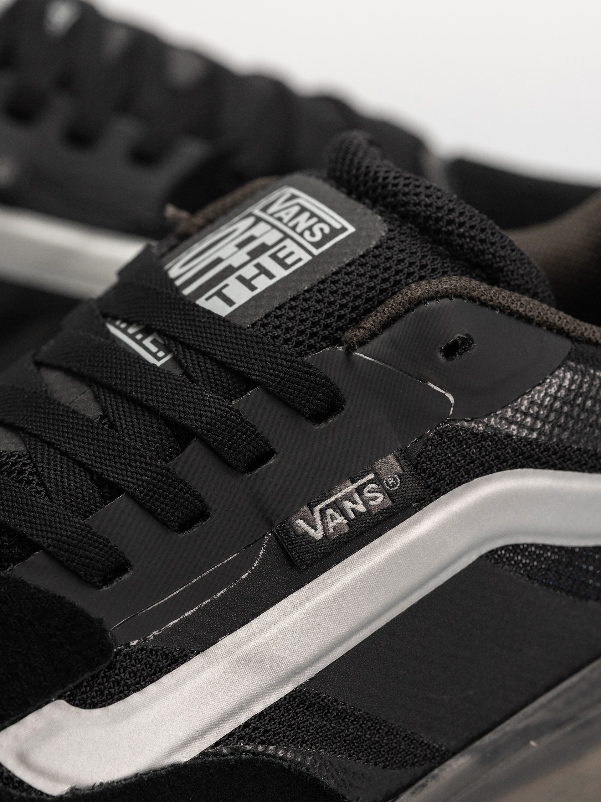 Vans Skate Ave 2.0 Shoes (black/metallic)