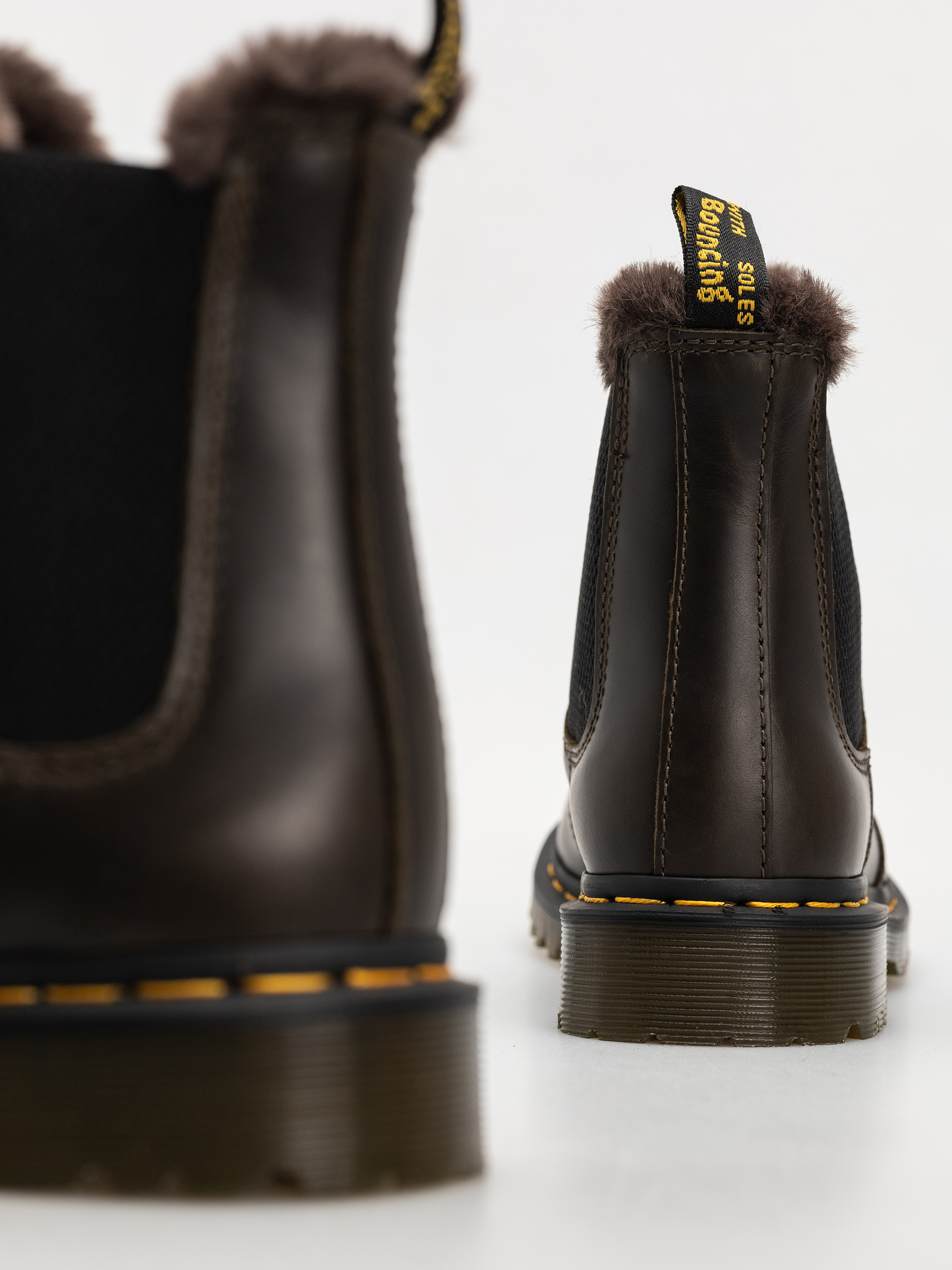 Dr. Martens 2976 Leonore Chelsea Wmn Schuhe (dark taupe taupe orleans)