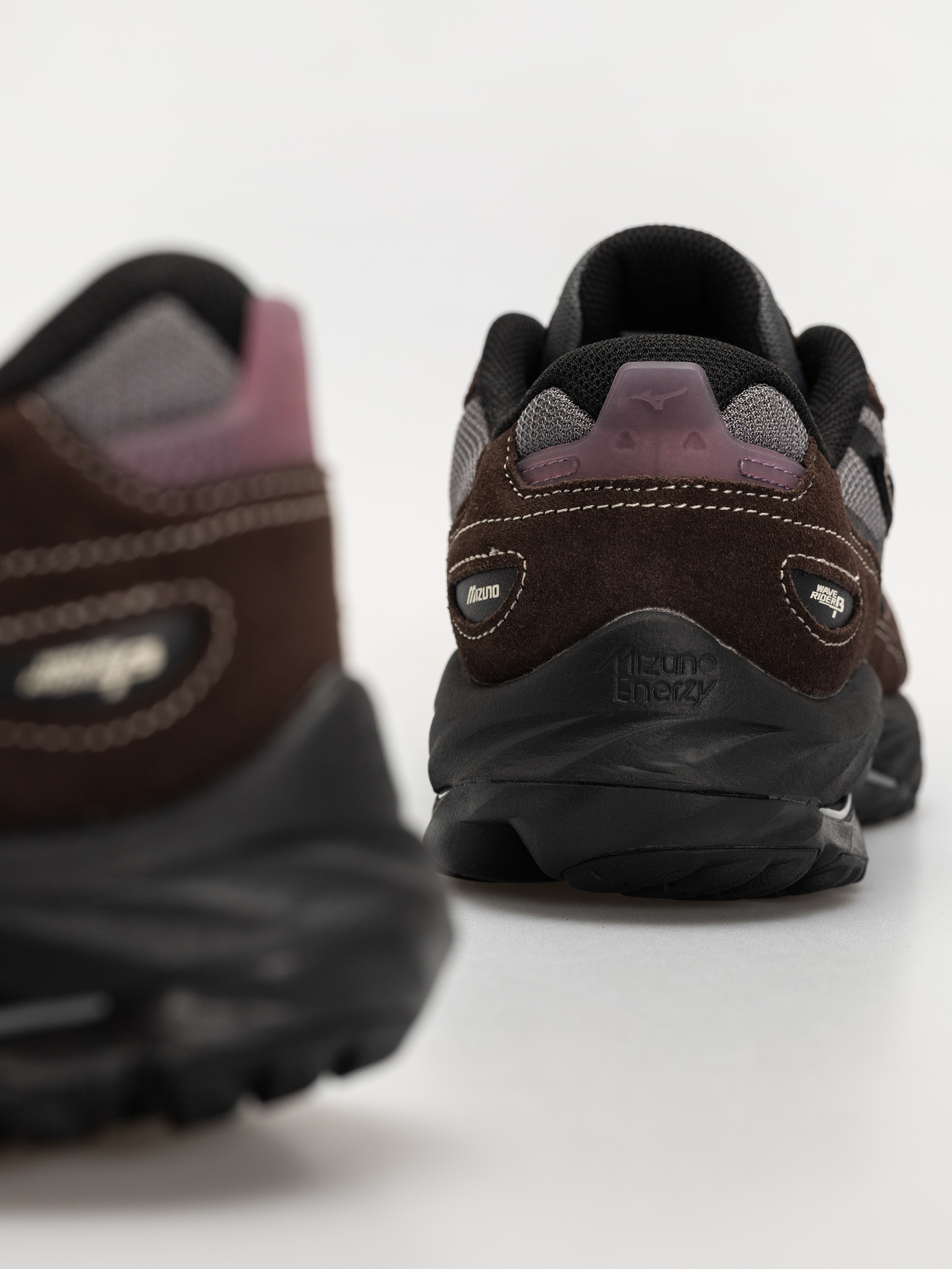 Mizuno Schuhe Wave Rider (quiet shade/black/mole)