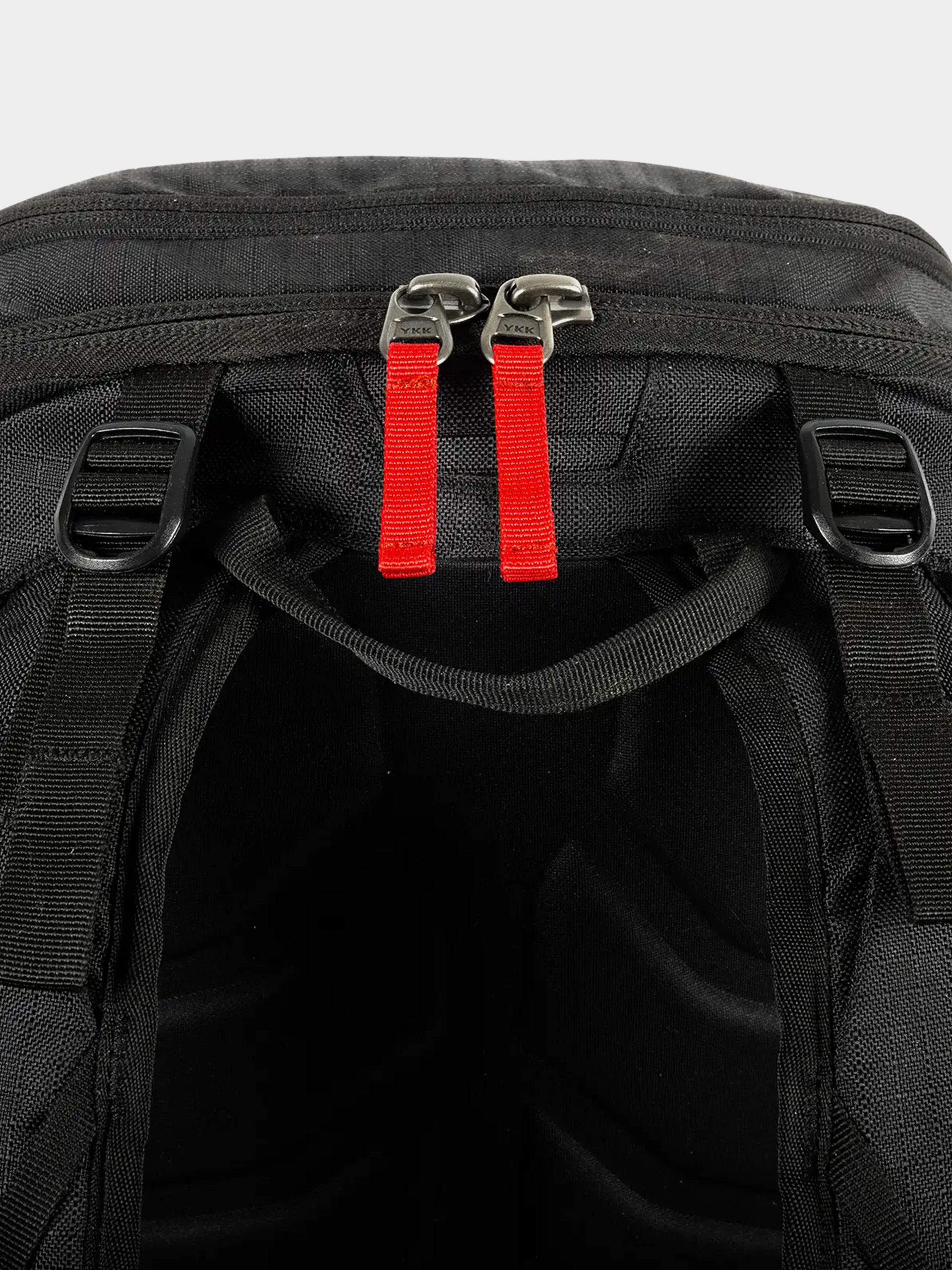 Jones Snowboards Rucksack Deeper 19L (stealth black)