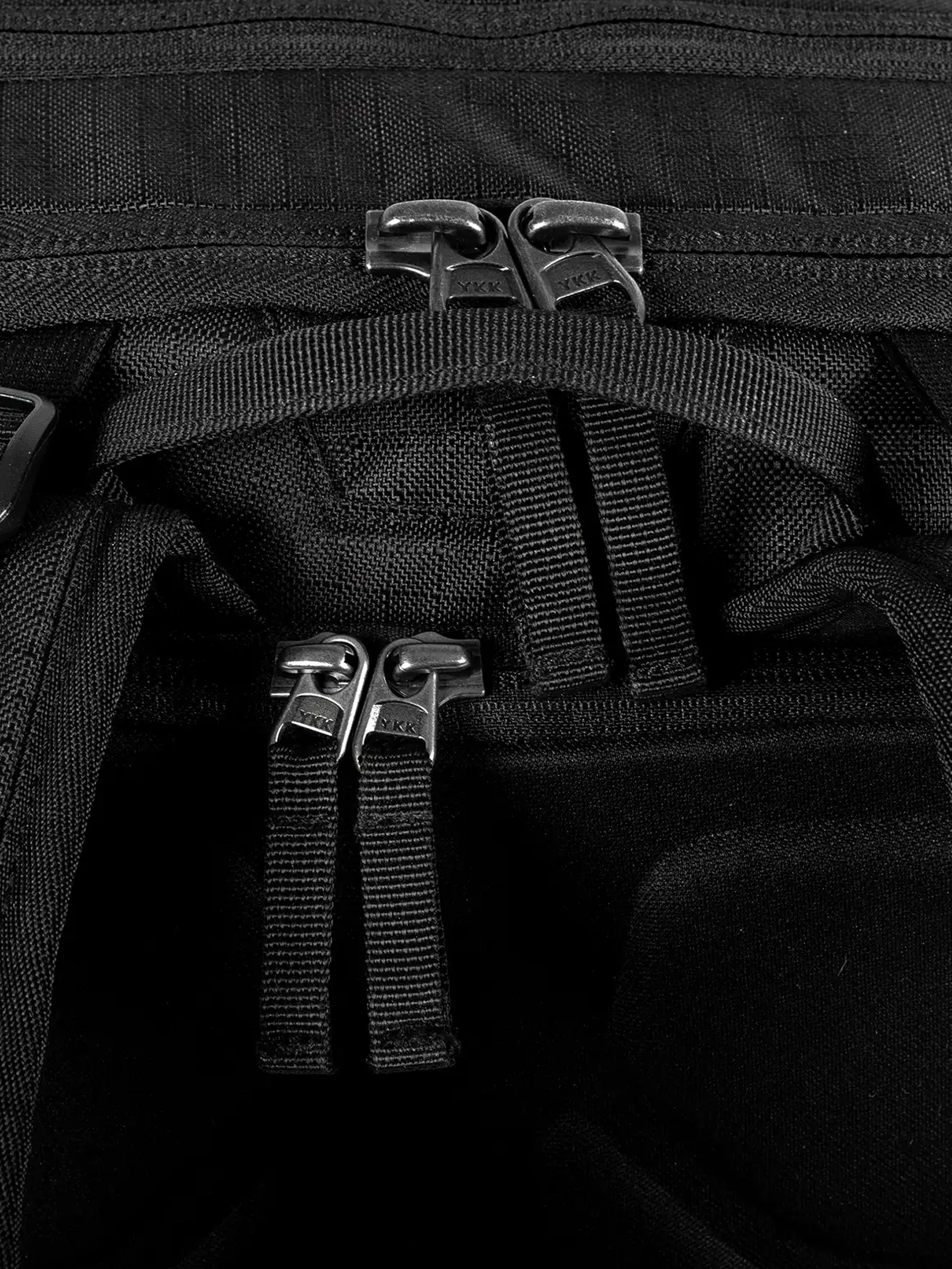 Jones Snowboards Backpack Higher 32L (stealth black)