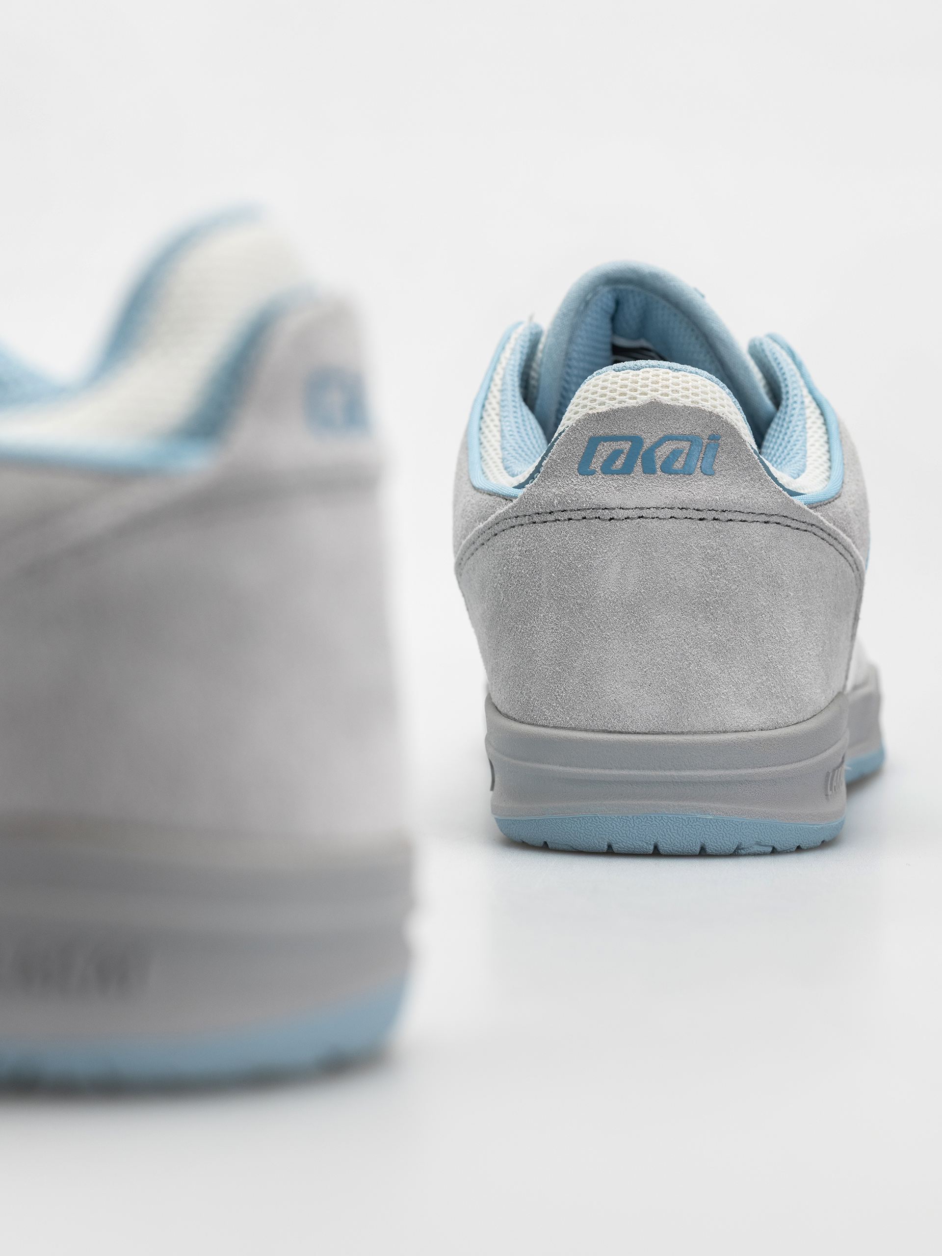 Lakai Schuhe Telford Low (grey suede desaturated blue)