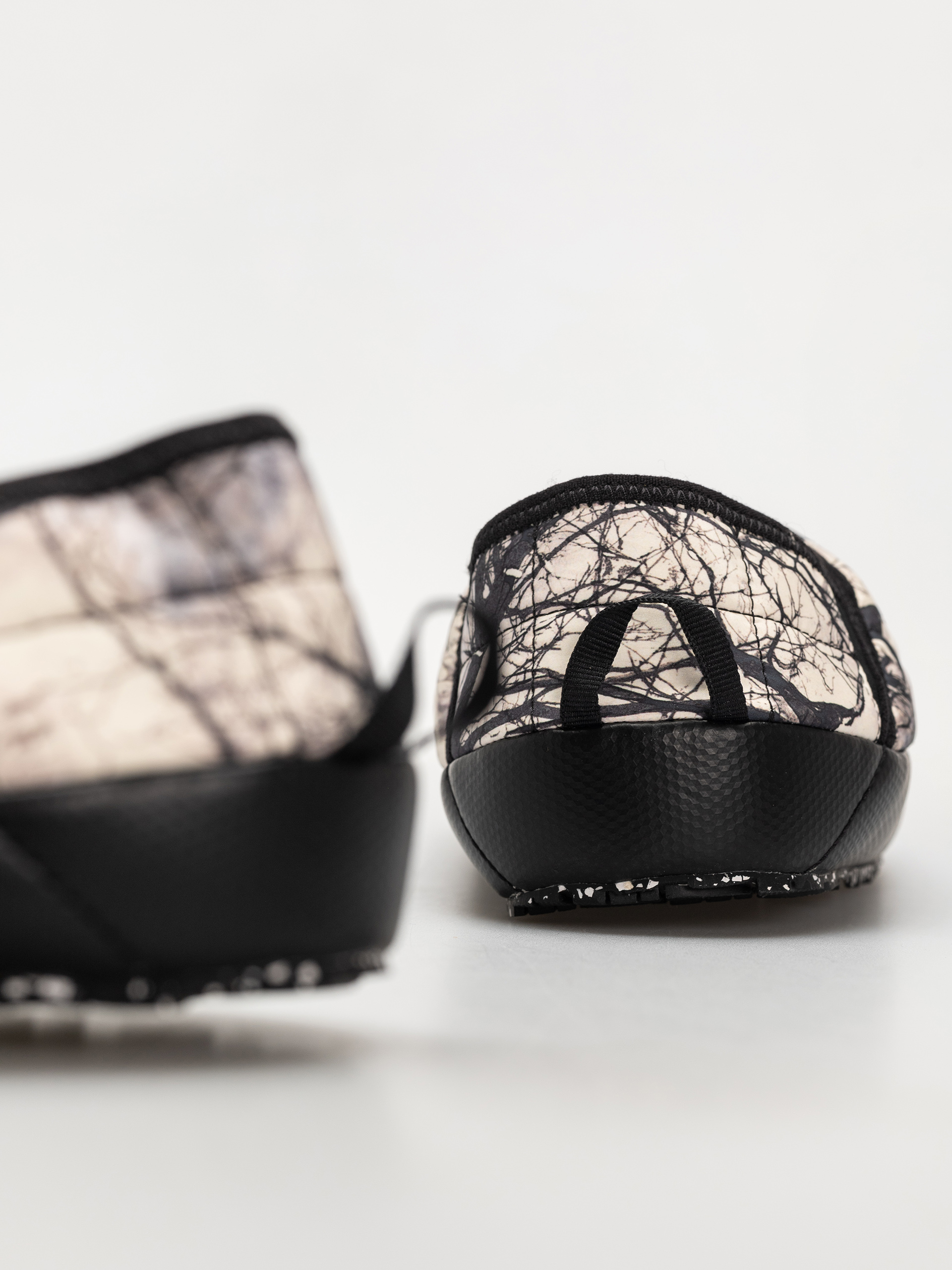 The North Face Thermoball Traction Mule V Schuhe (image lift camo white d)