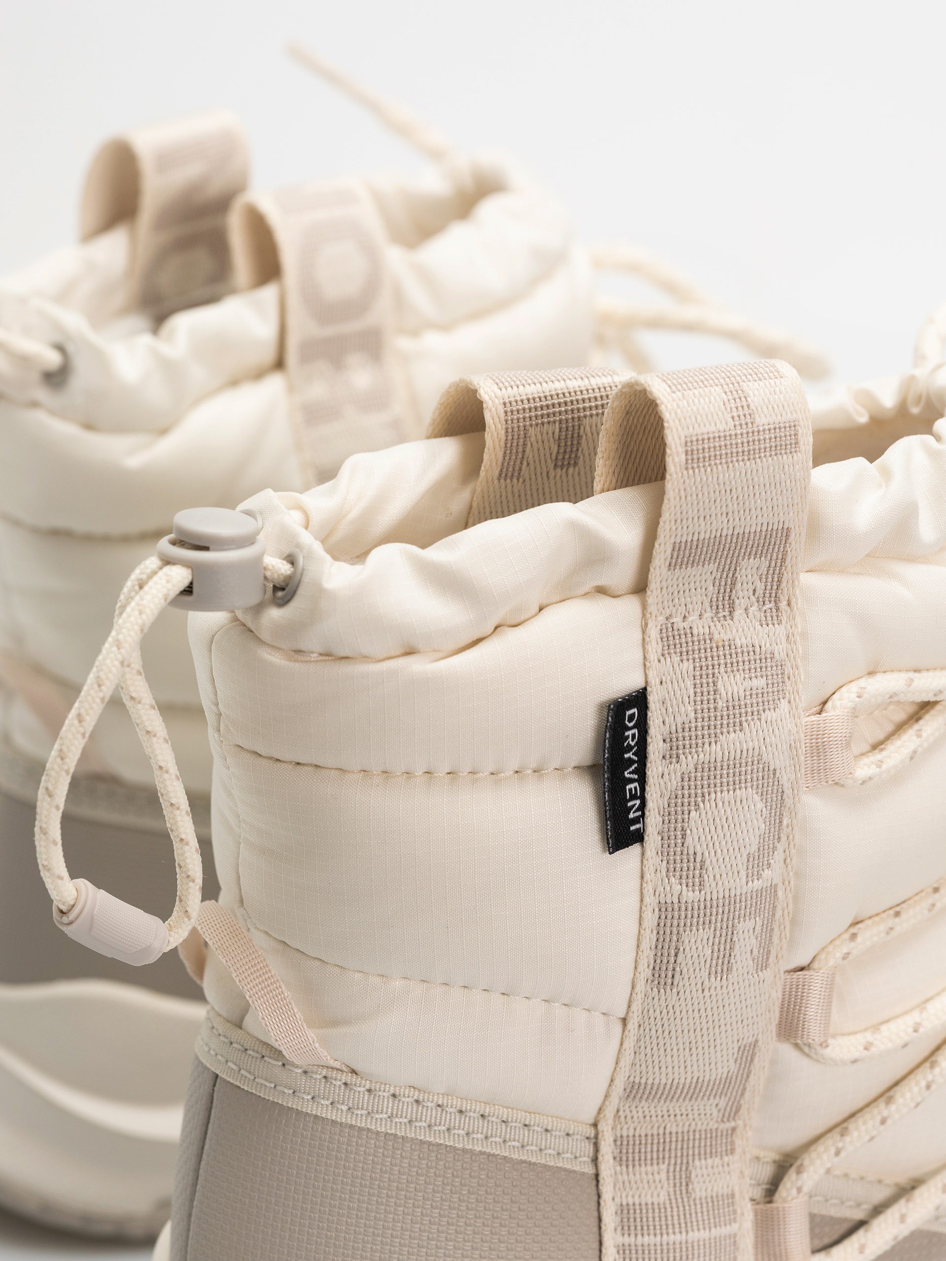 The North Face Schuhe Thermoball Lace Up Wp Wmn (gardenia white/silvergrey)