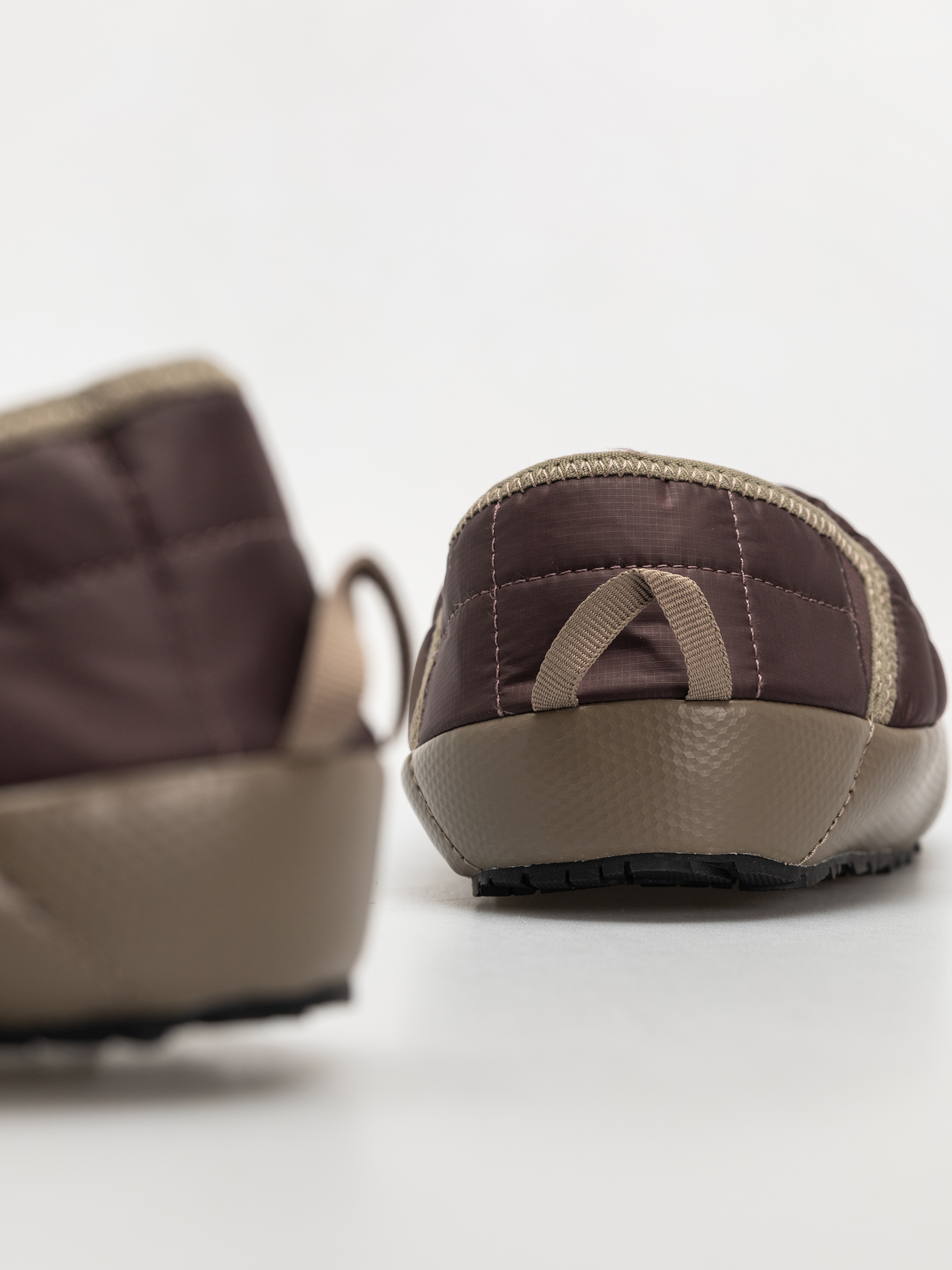 The North Face Schuhe Thermoball Traction Mule V Wmn (tawny quartz/mocha brow)