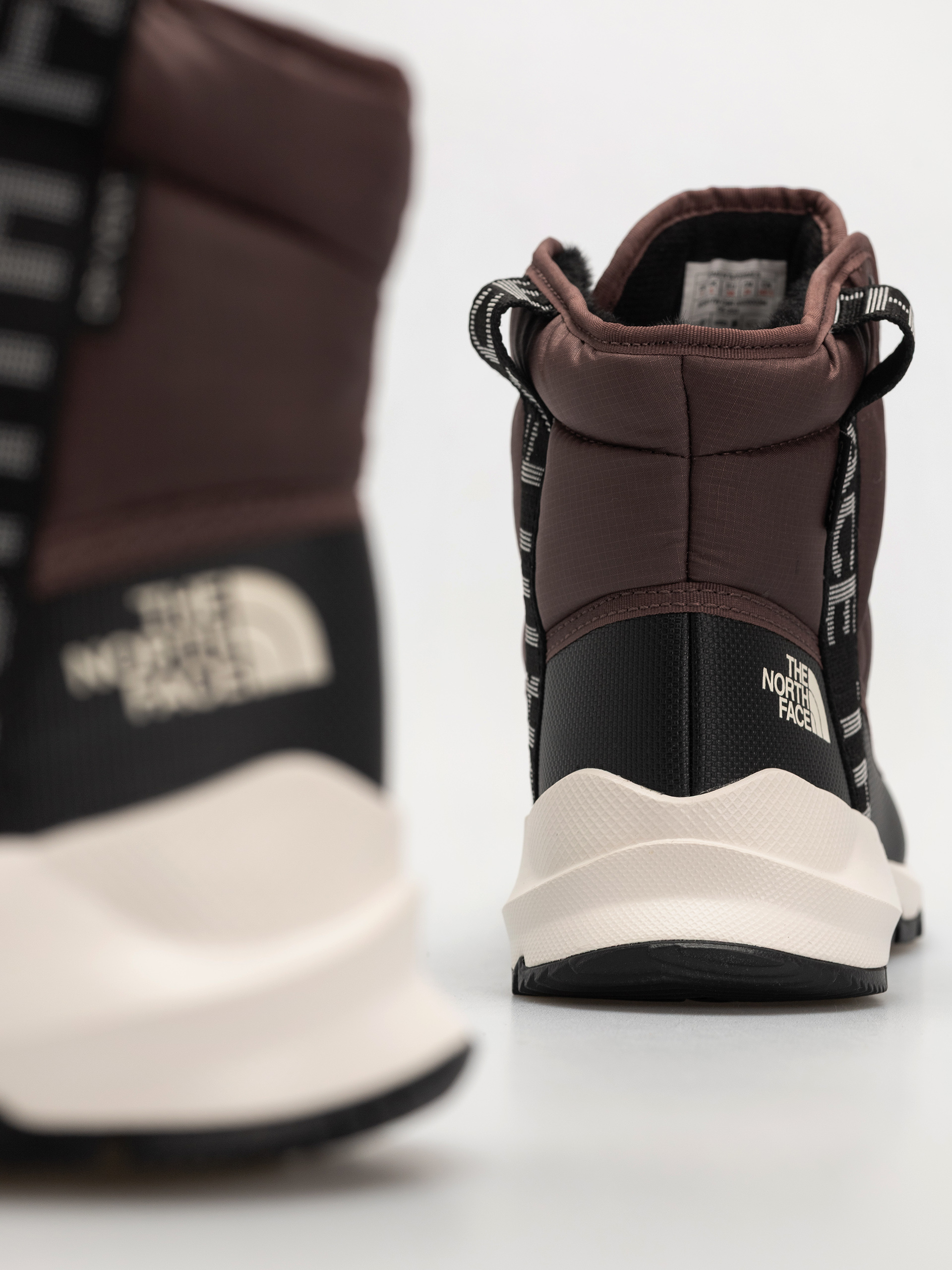 The North Face Shoes Thermoball Lace Up Luxe Wp Wmn (tawny quartz/burnt umbe)