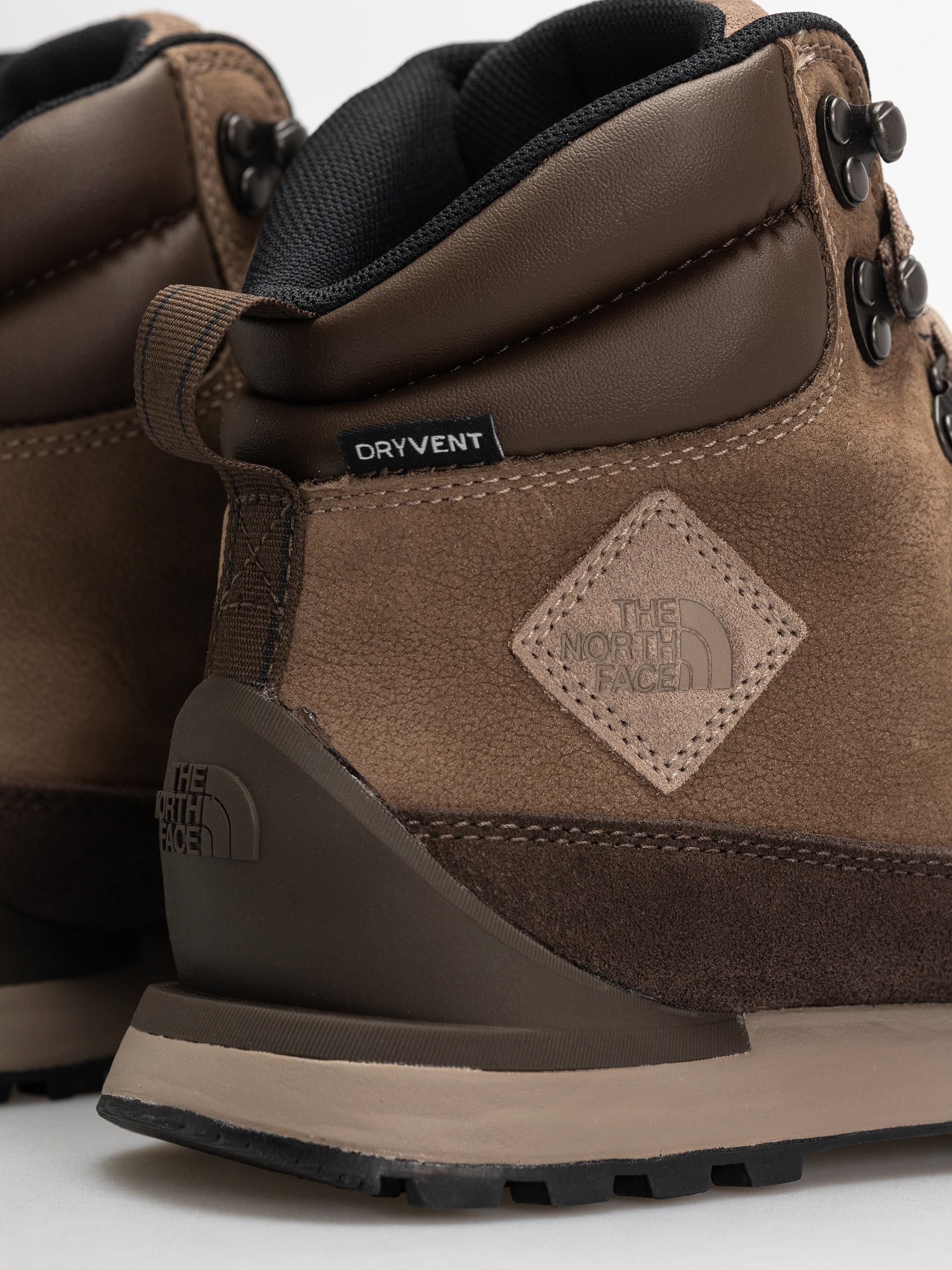 The North Face Shoes Back To Berkeley Iv Leather Wp (demitasse brown/garnet)