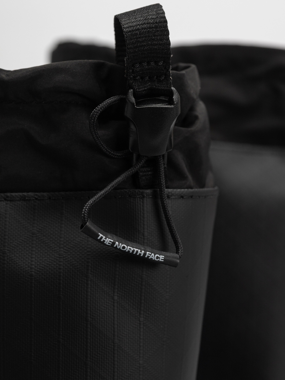 The North Face Base Camp 200 Wp Shoes (tnf black/tnf black)