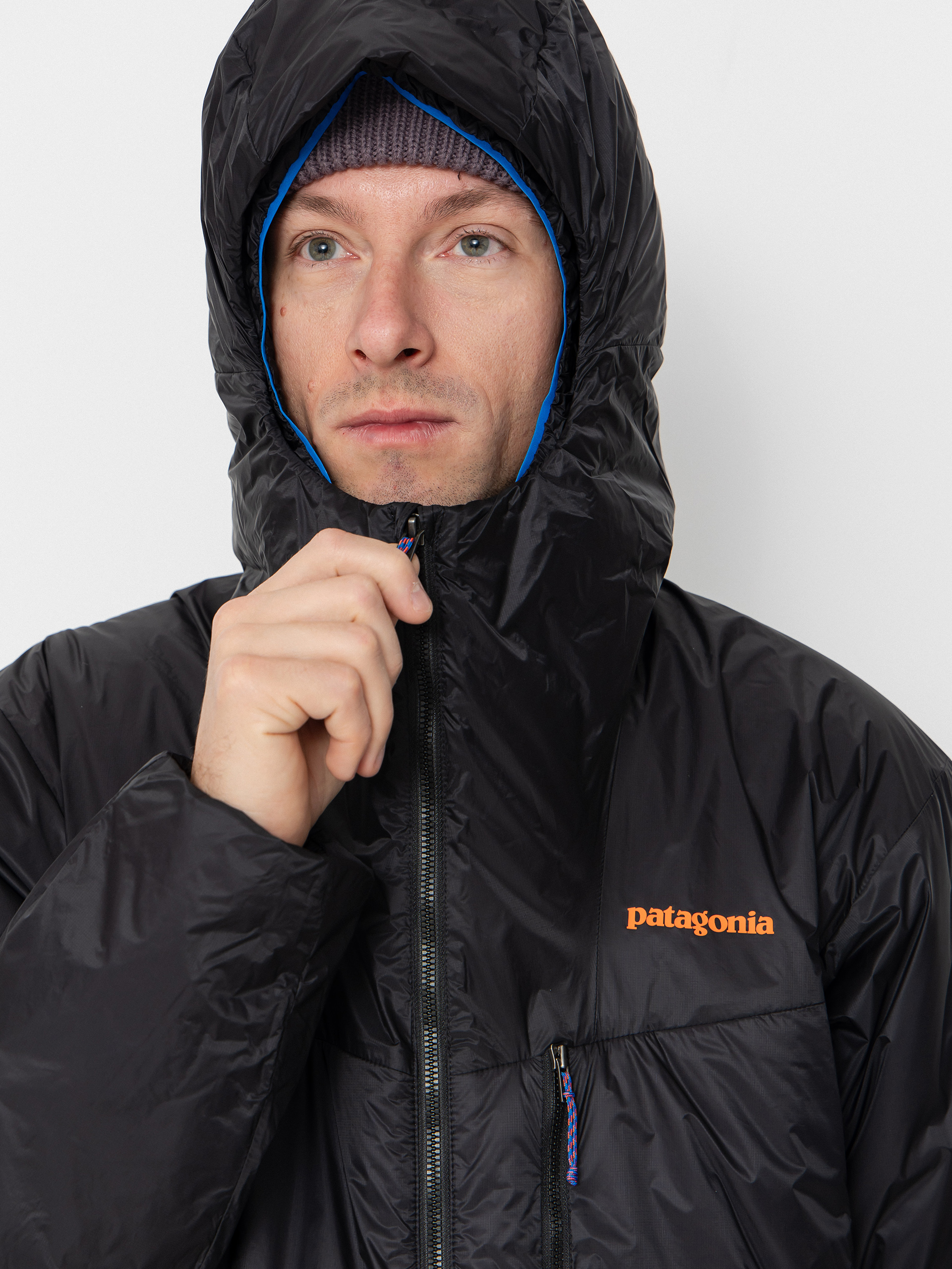 Patagonia DAS Parka Jacket (black w/p6 blue)