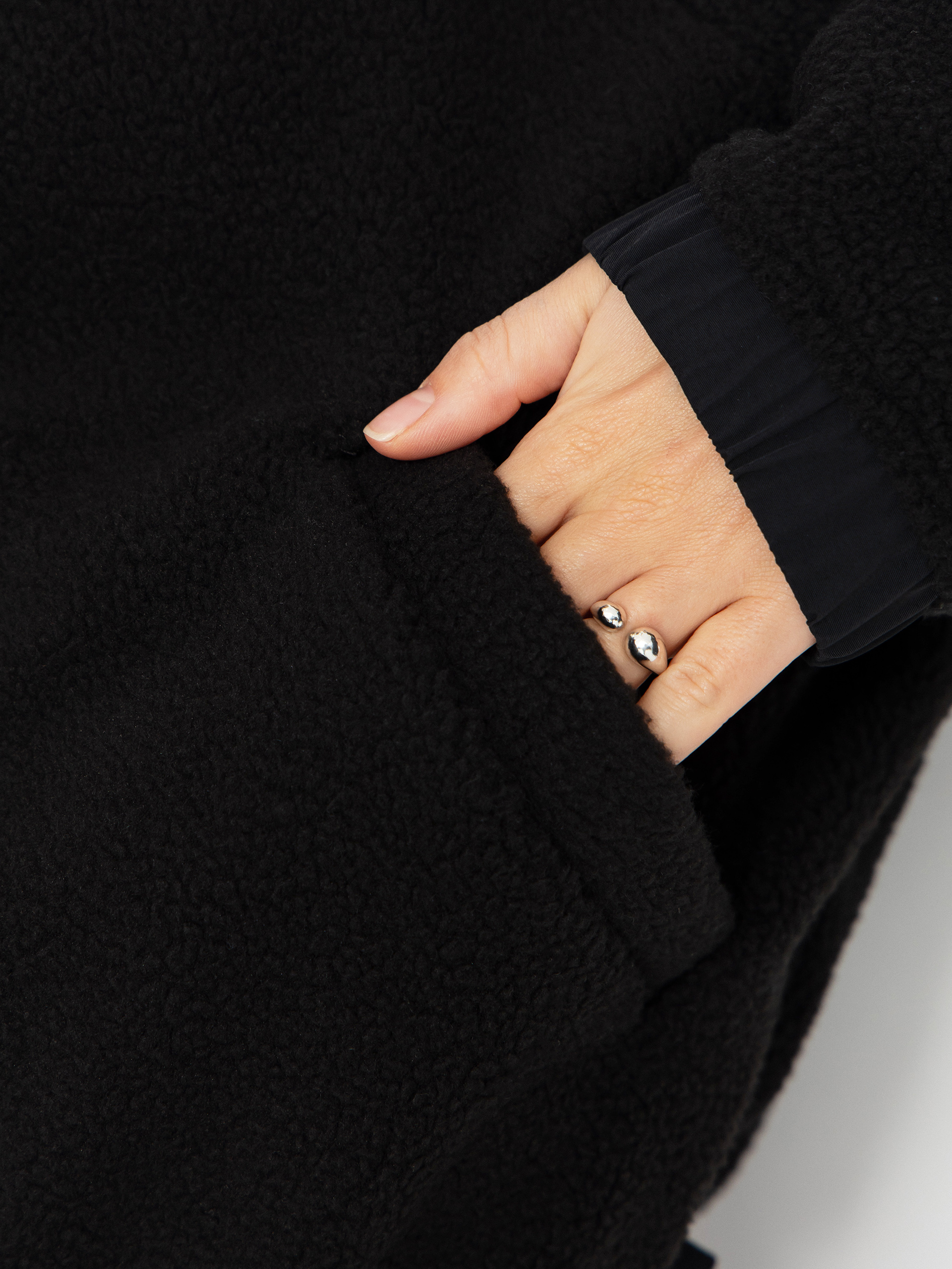 Damen Carhartt WIP Helix Fleece Jacke (black/porphyry)