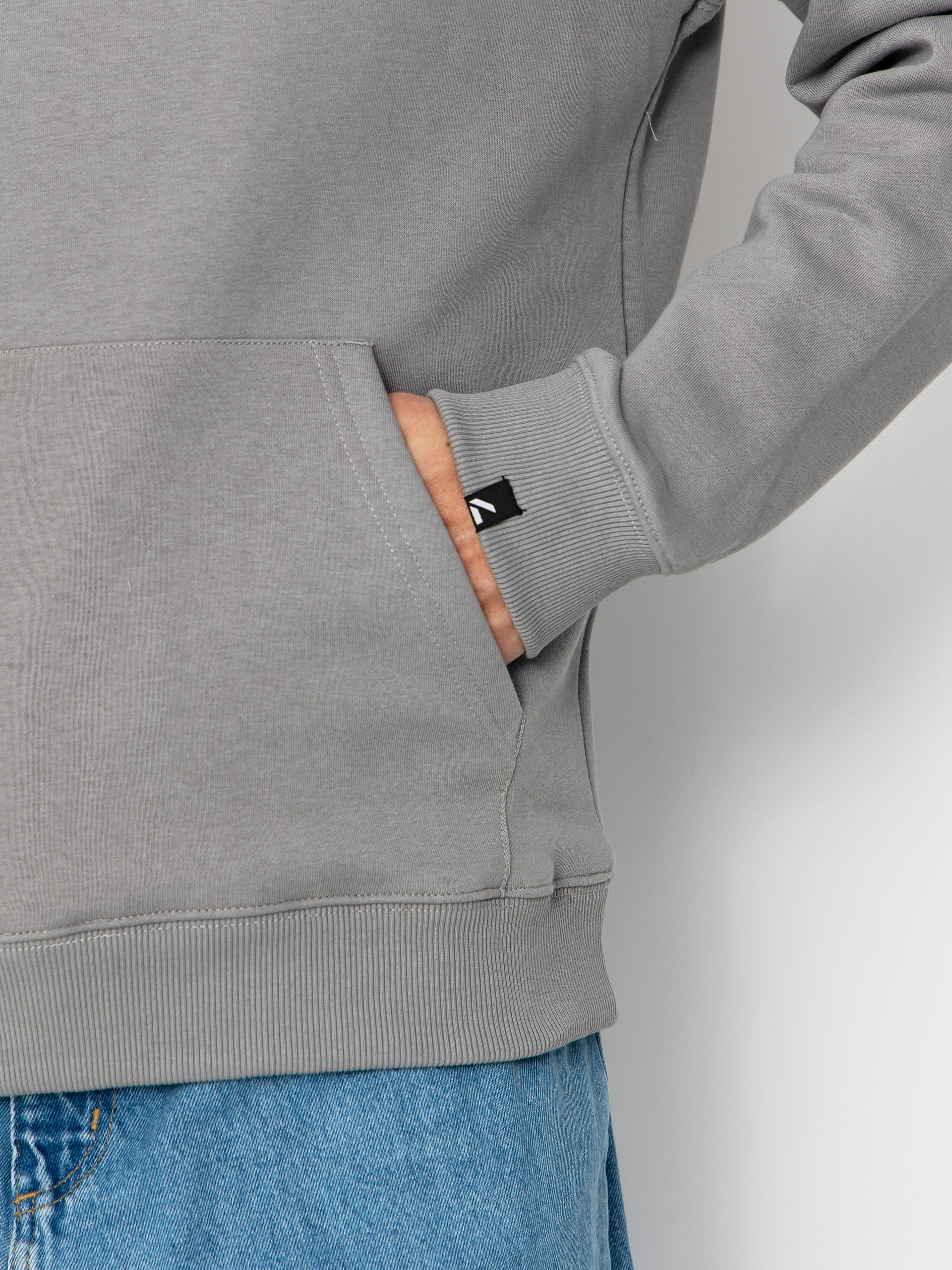 Level Sweatshirt Level Daggers (grey)