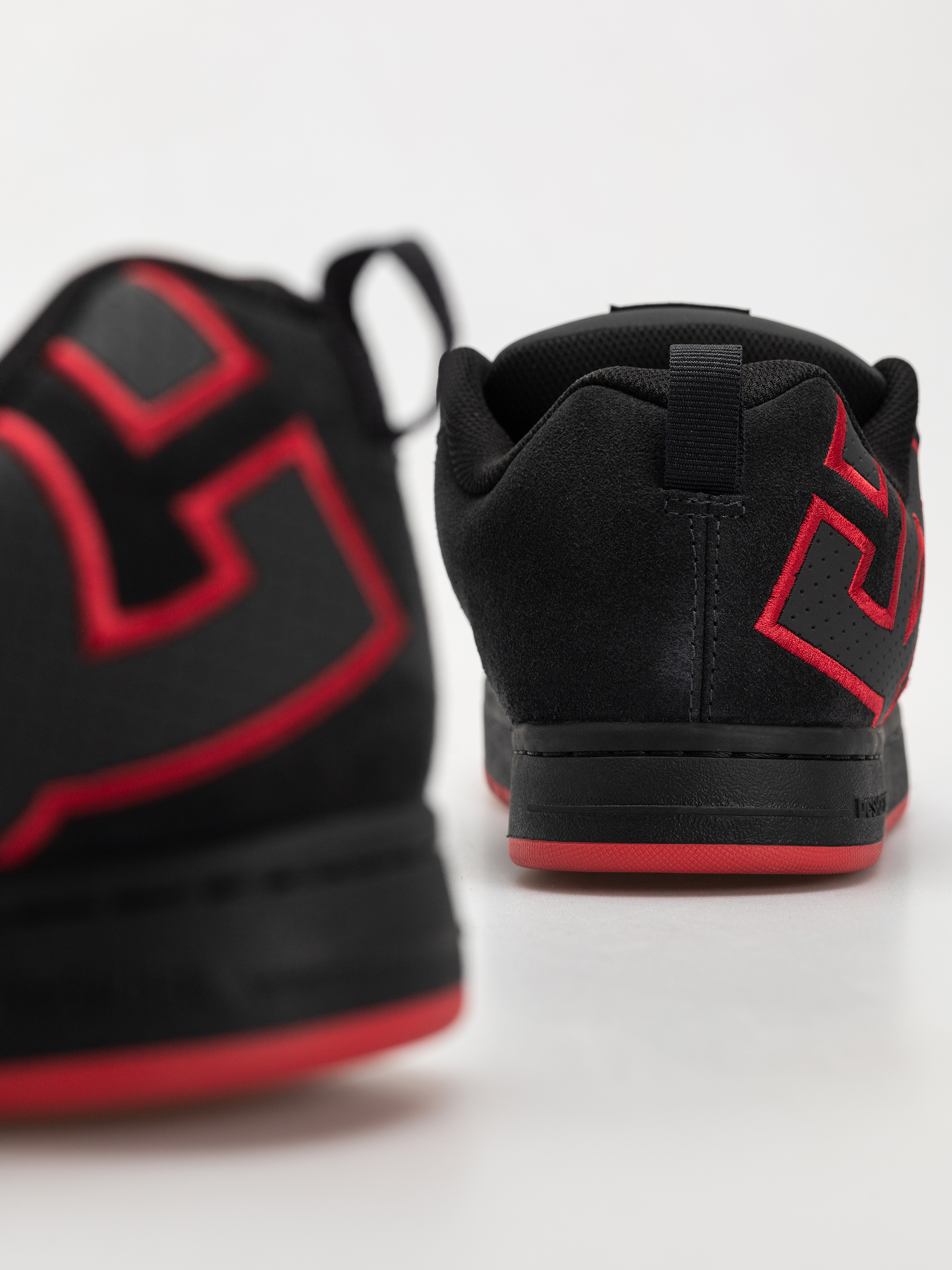 DC Shoes Court Graffik Se (dark grey/red)