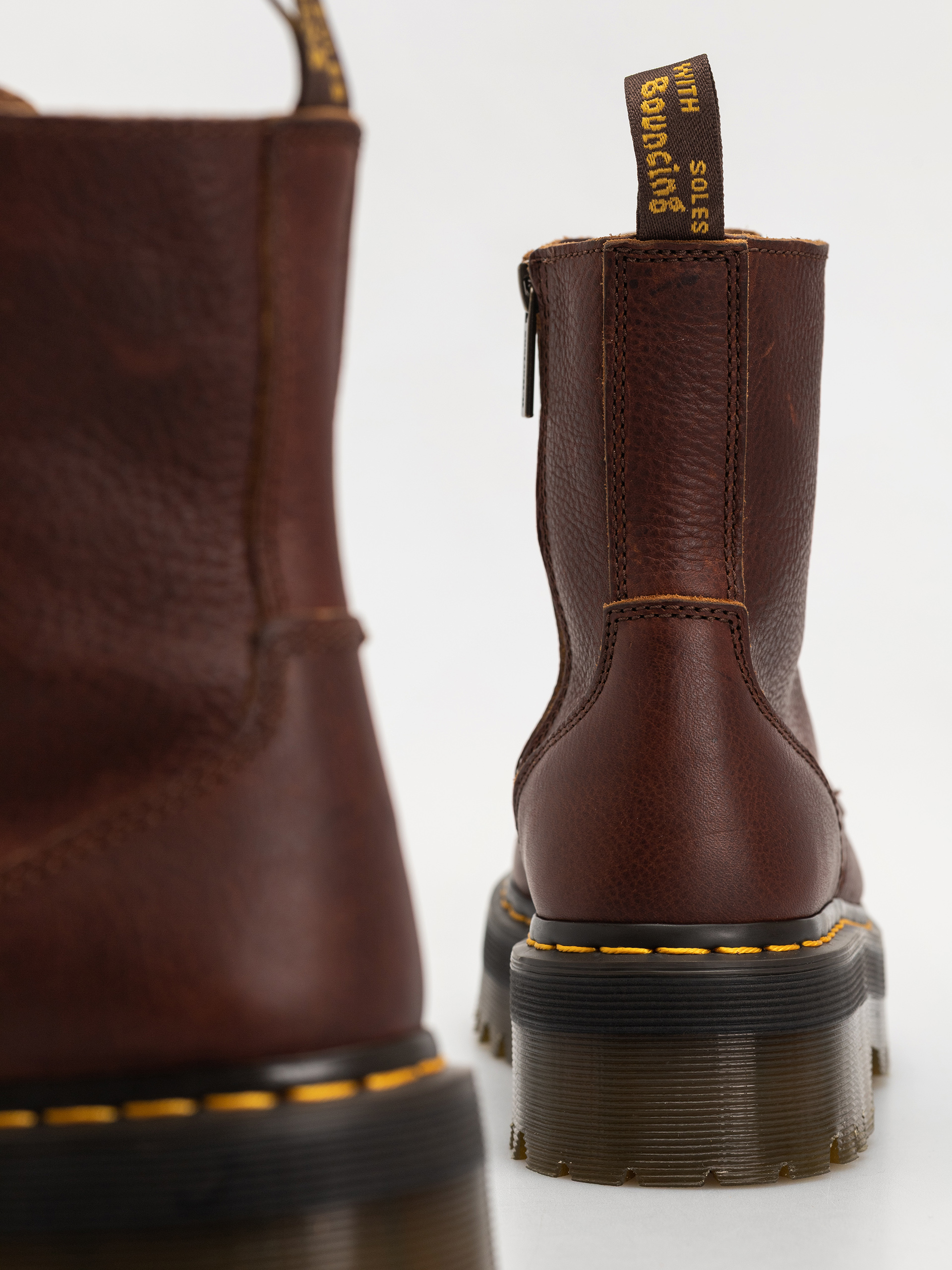 Dr. Martens Jadon Schuhe (cashew ambassador)