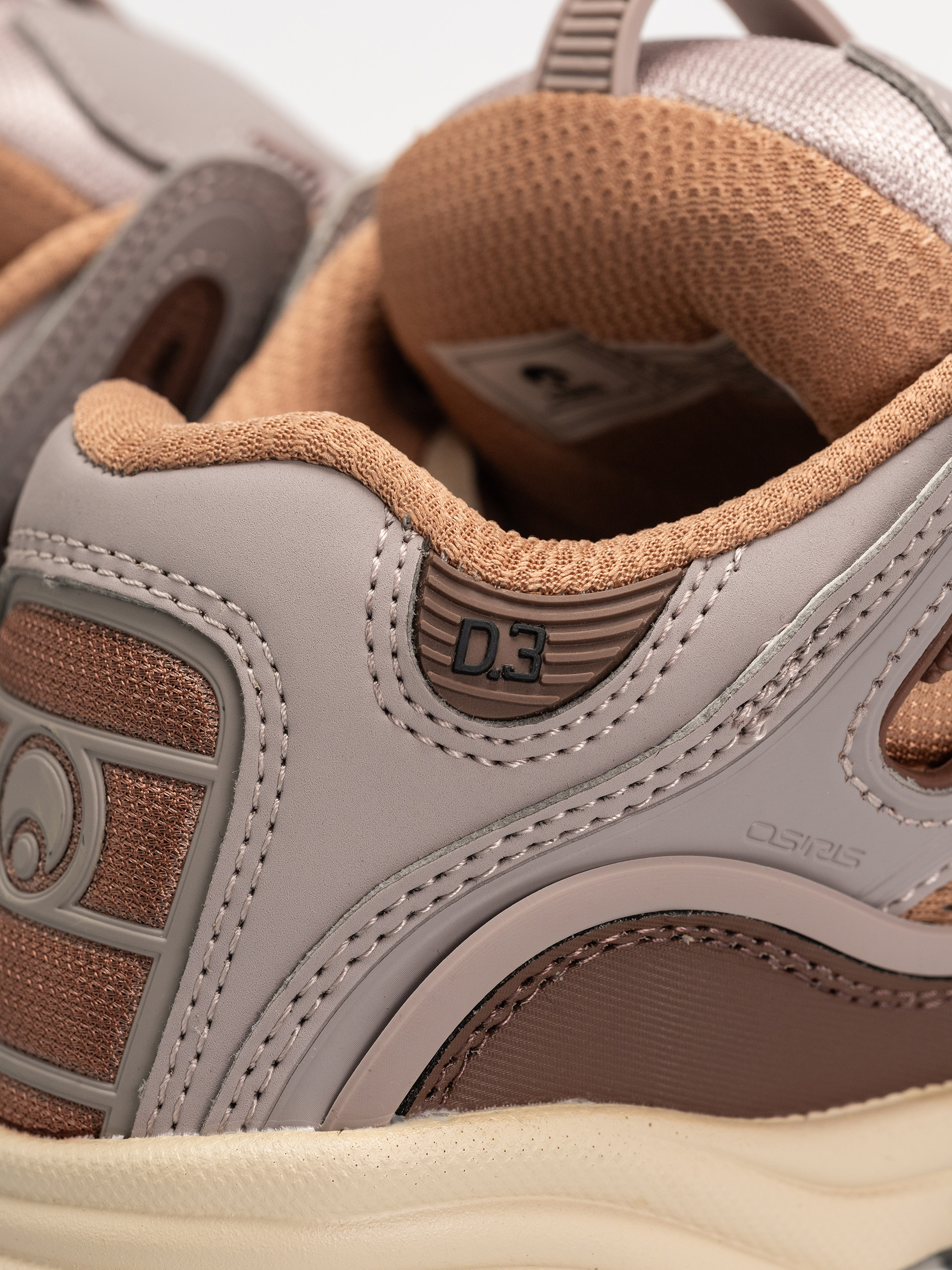 Osiris D3 2001 Shoes (tan/plum/lilac)