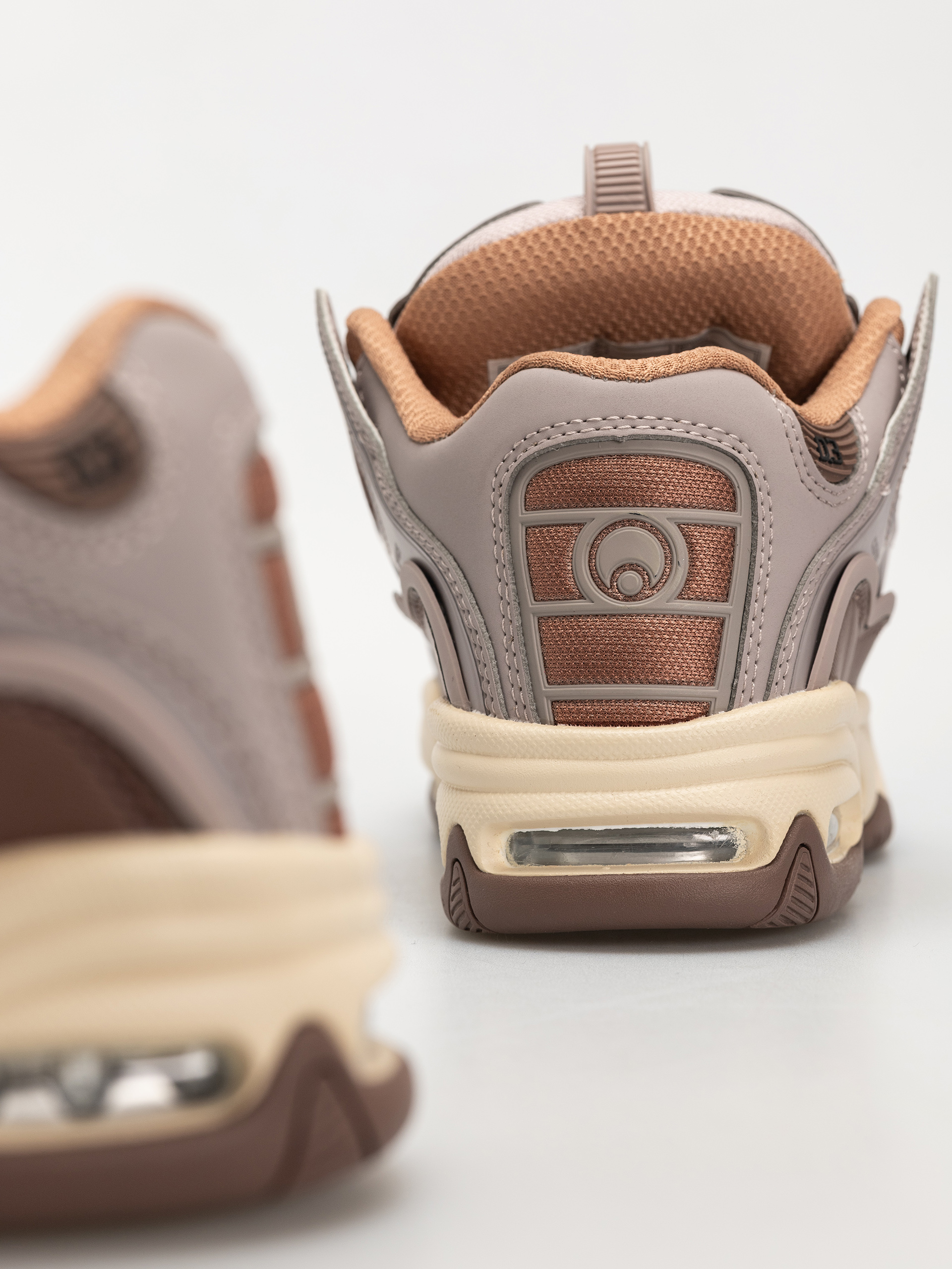 Osiris D3 2001 Schuhe (tan/plum/lilac)