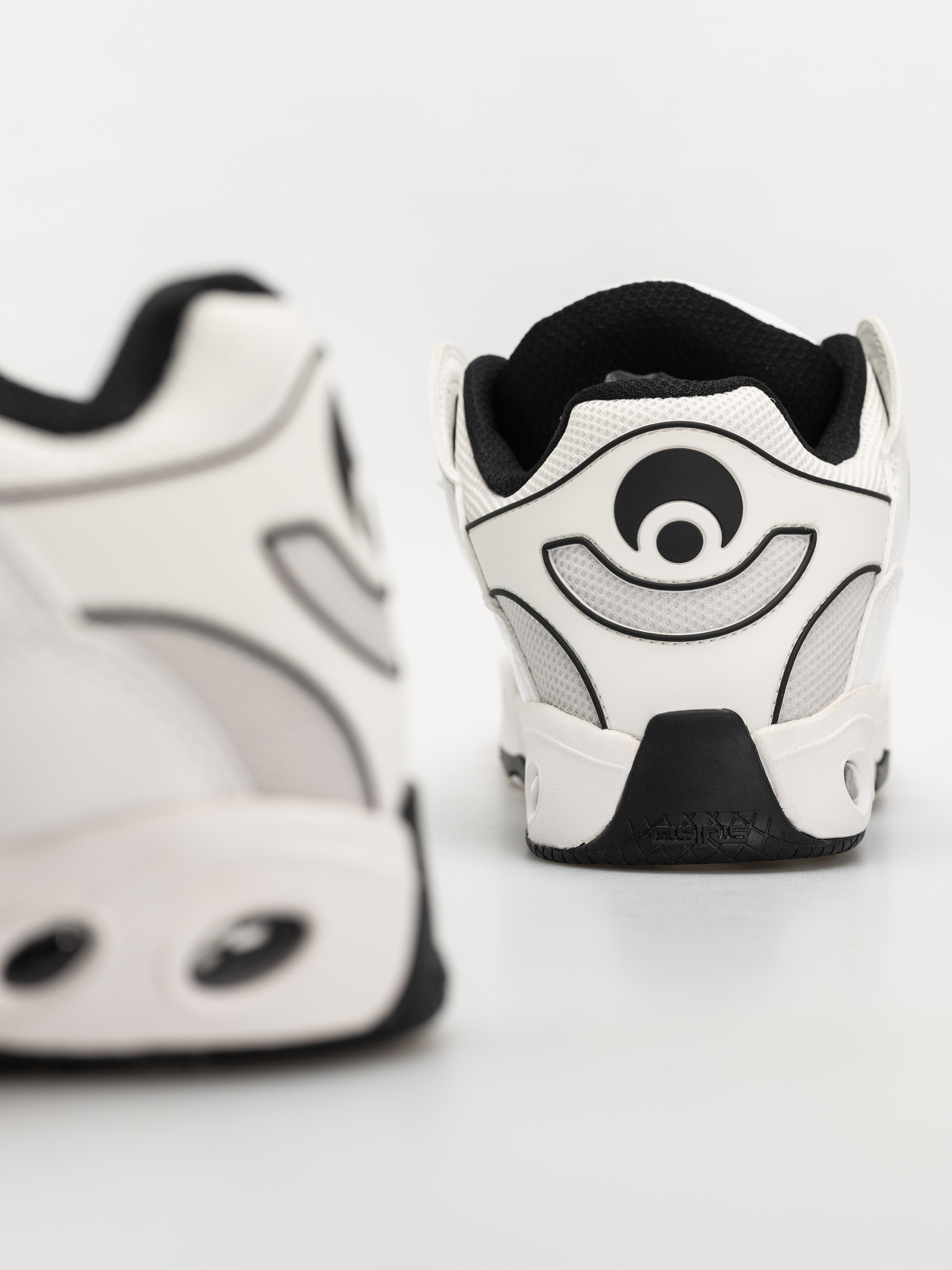 Osiris D3 OG Shoes (white/black)