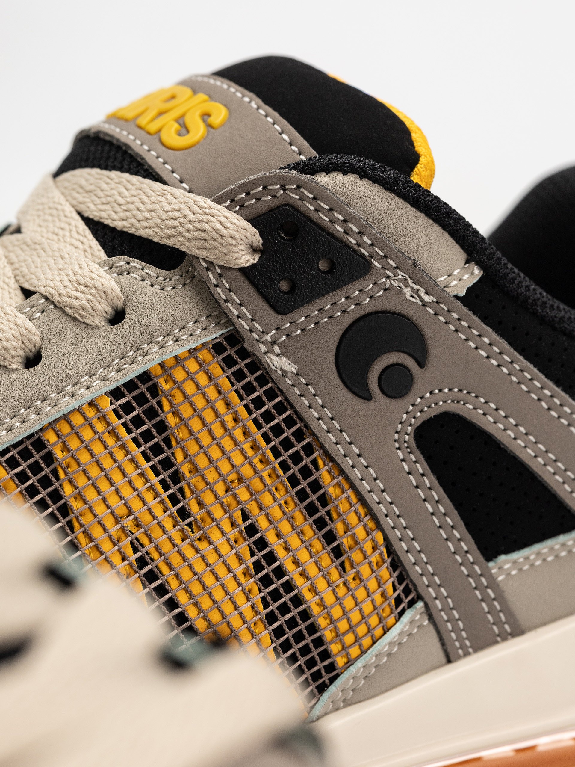 Osiris Pixel Shoes (black/yellow/grey)