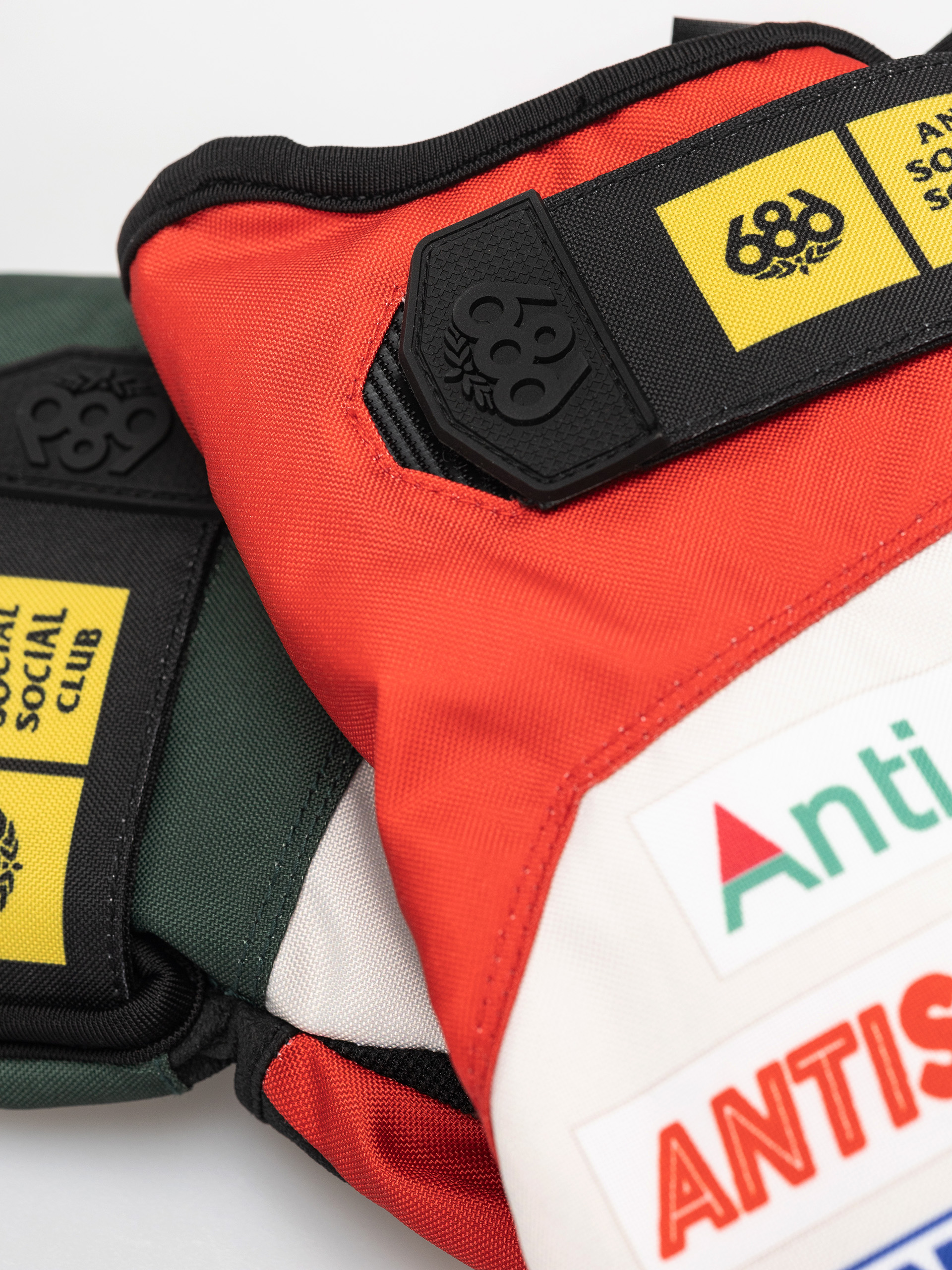 686 X ASSCX Primer Glove Handschuhe (assc white colorblock)