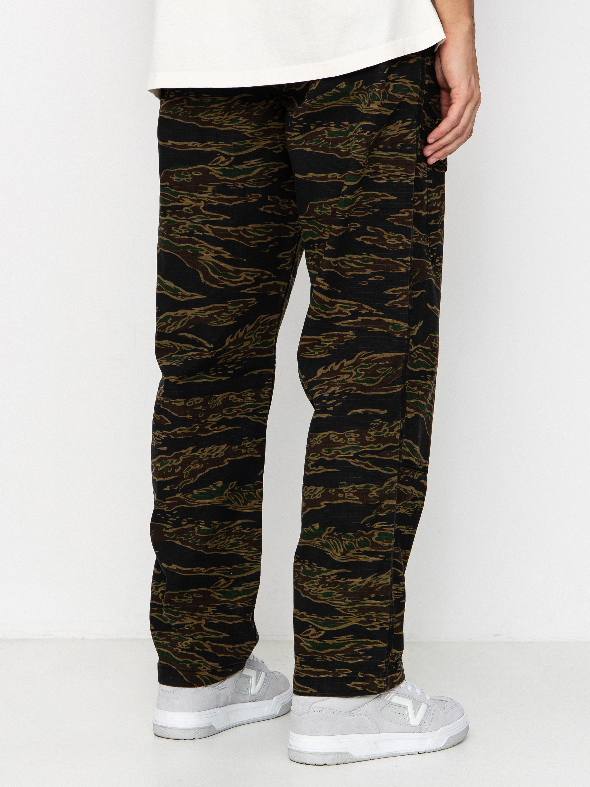 Vans Skate Loose Atiba Haze Cargo Pants (black camo)