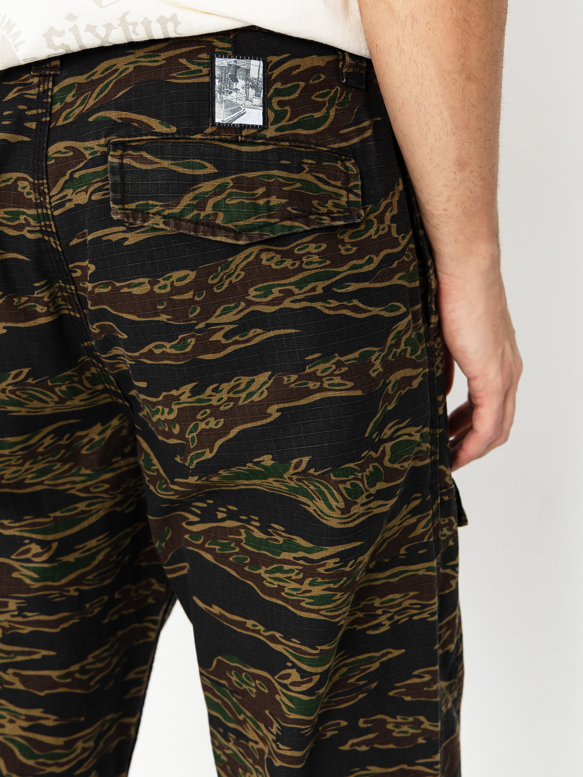 Vans Skate Loose Atiba Haze Cargo Hose (black camo)